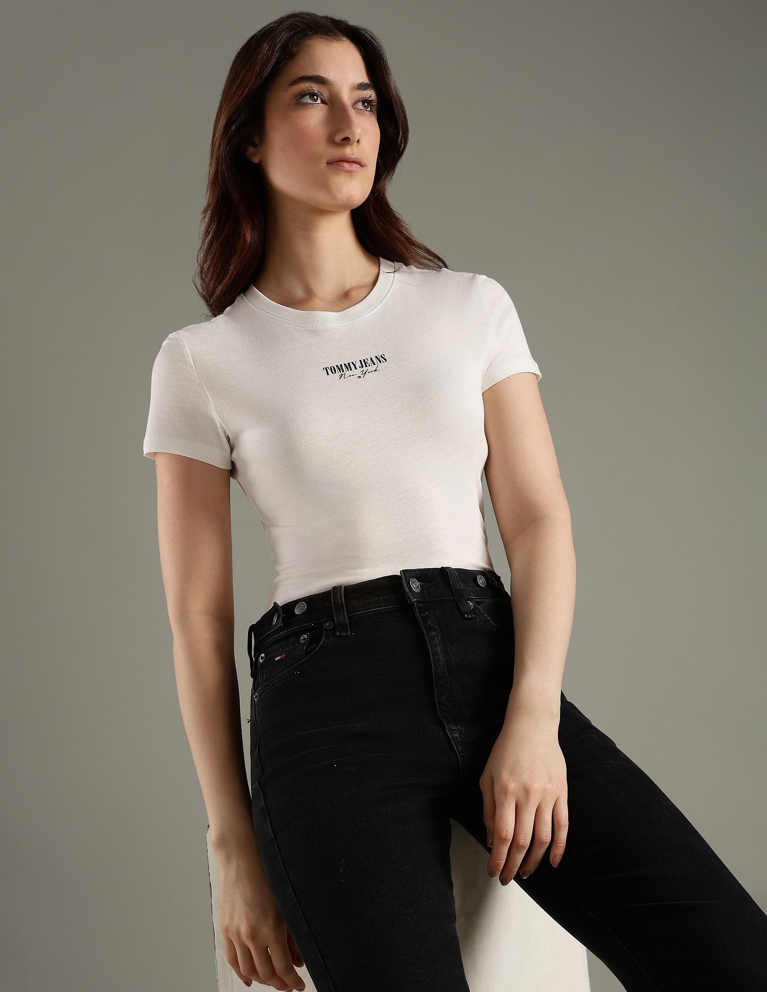 Tommy Hilfiger Logo Slim Fit Cotton T-Shirt