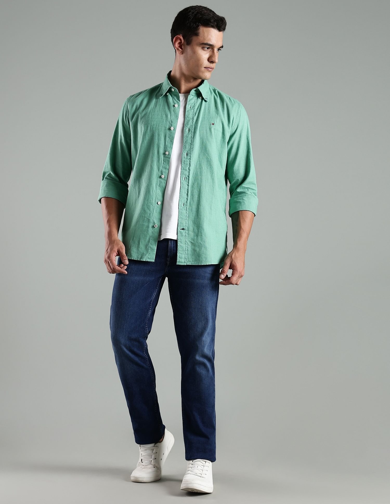 Tommy Hilfiger Solid Regular Fit Linen Shirt
