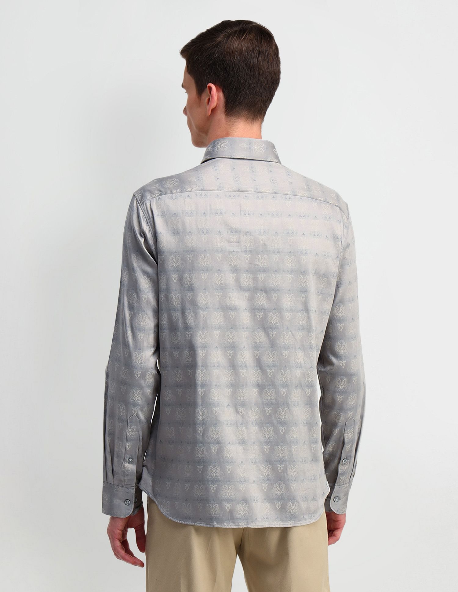 Arrow Tailored Fit Jaquard Shirt