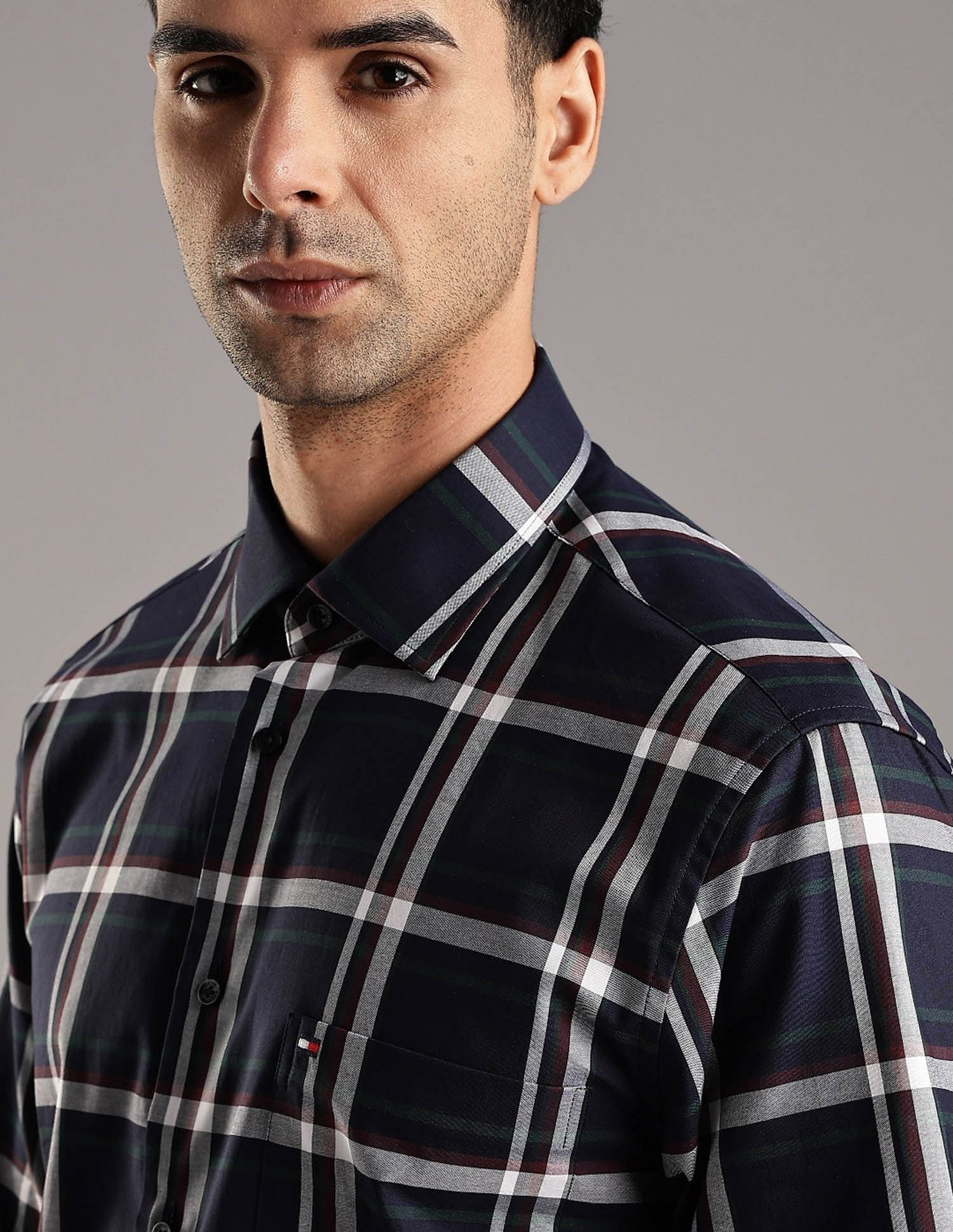 Tommy Hilfiger Checked Regular Fit Plain Woven Shirt