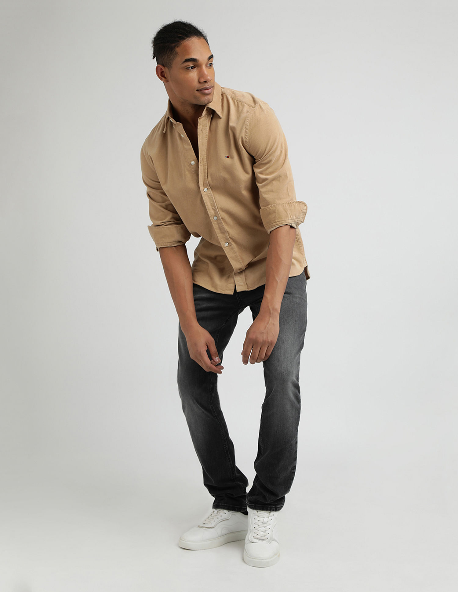 Tommy Hilfiger Solid Corduroy Regular Fit  Shirt