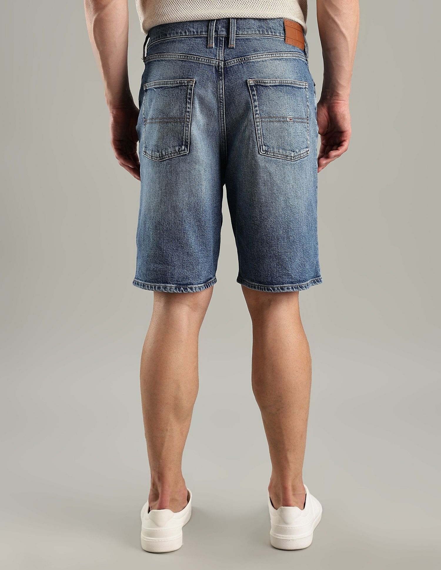 Tommy Hilfiger Relaxed-Fit Solid Mid Rise Shorts