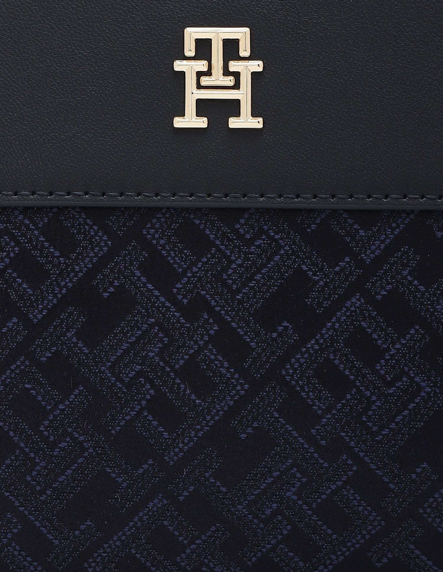 Tommy Hilfiger Logo Blue Pu Sling Bag