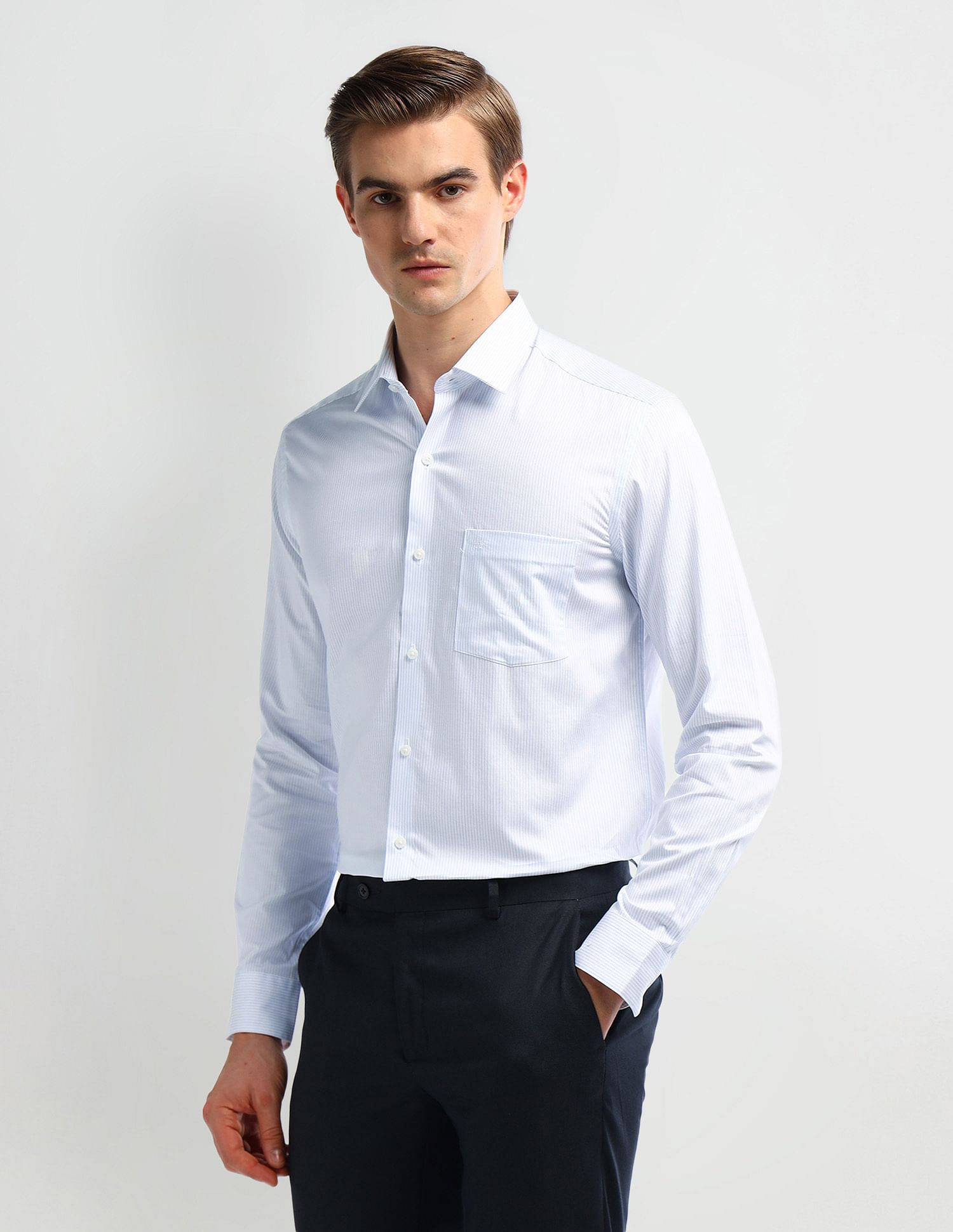 Arrow Cutaway Collar Cotton Shirt