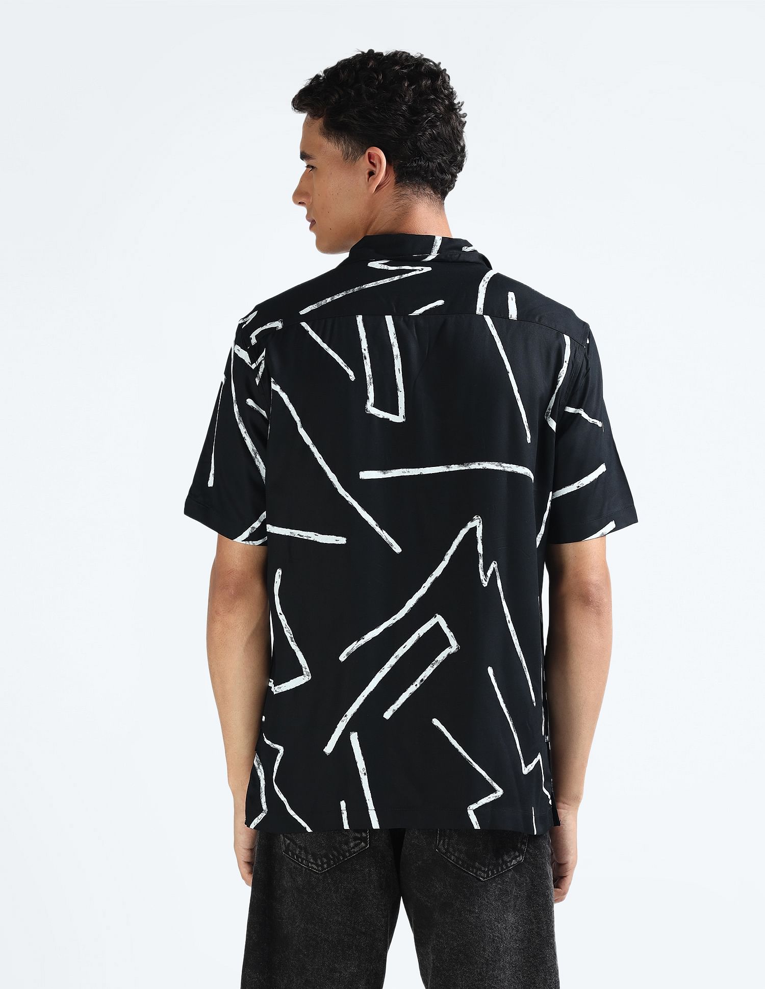 Flying Machine Cuban Collar Printed Holiday Shirt