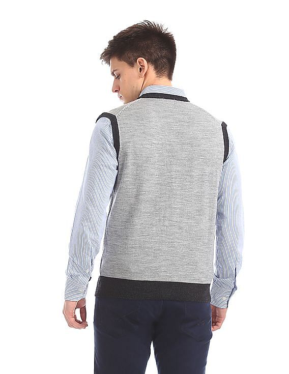 Arrow Sports V-Neck Sleeveless Cardigan