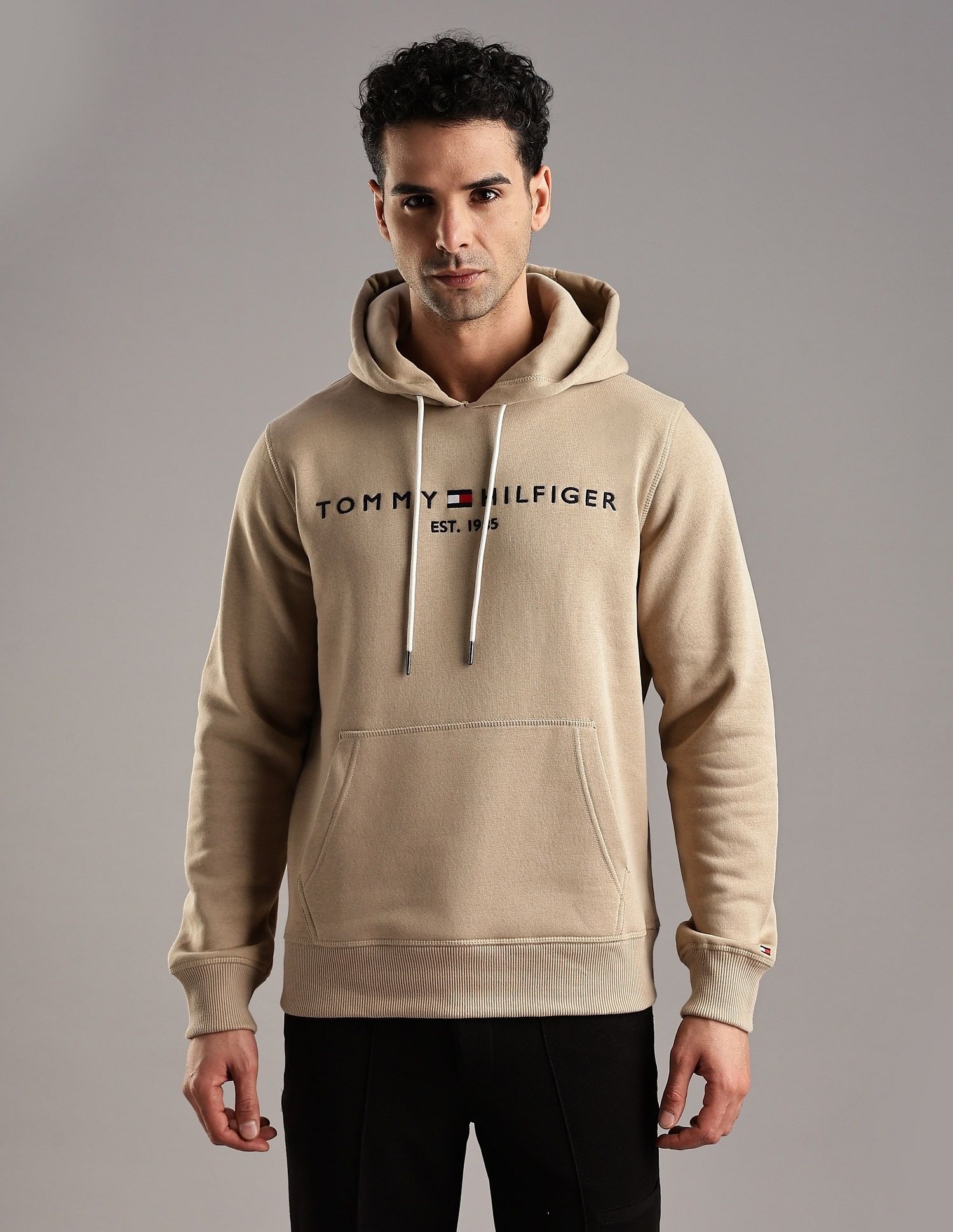 Tommy Hilfiger Embroidered Logo Regular-Fit Cotton Sweatshirt