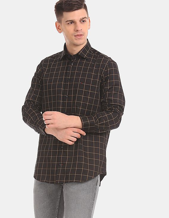 Tommy Hilfiger Men Black Allover Satin Windowpane Check Formal Shirt