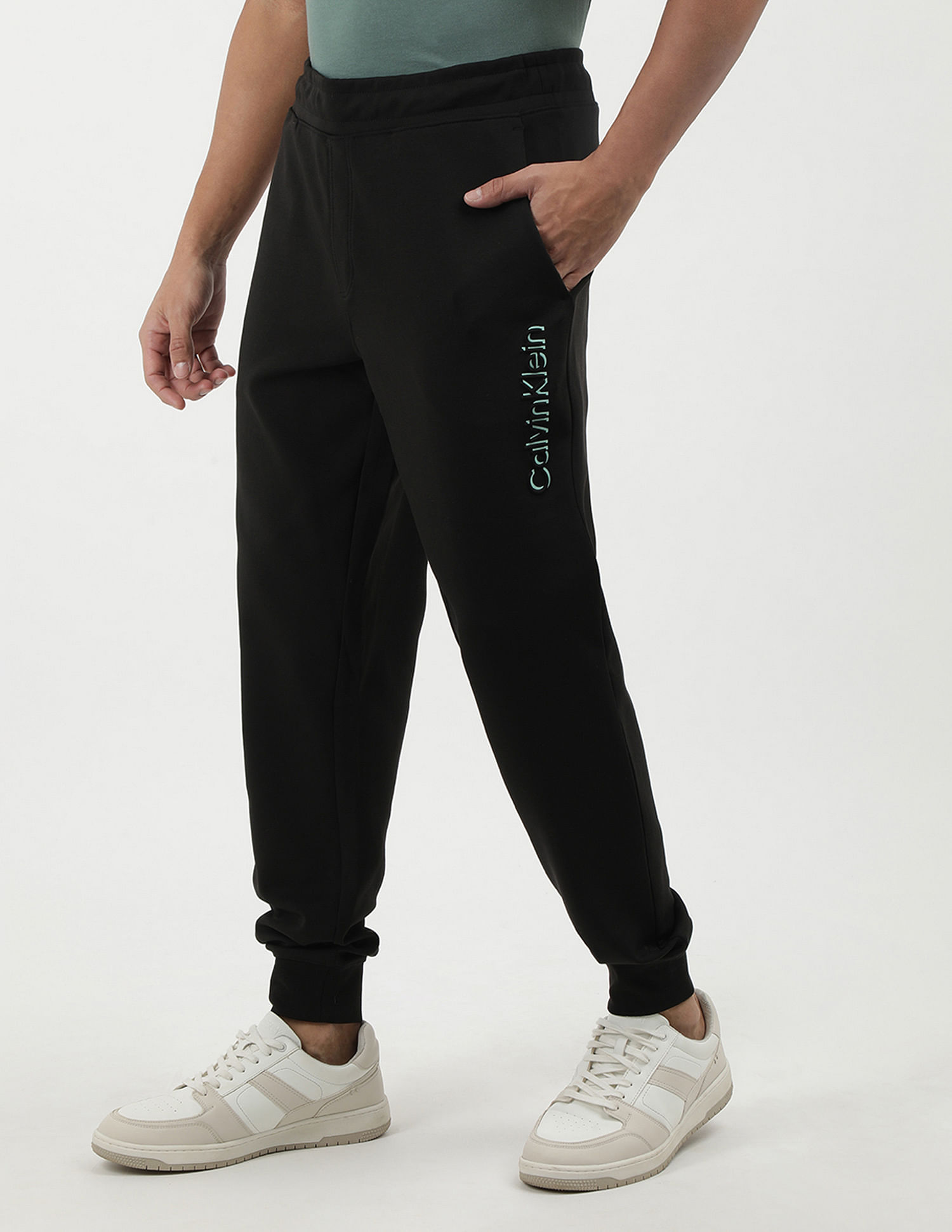 Calvin Klein Jeans Comfort Slim Solid Joggers