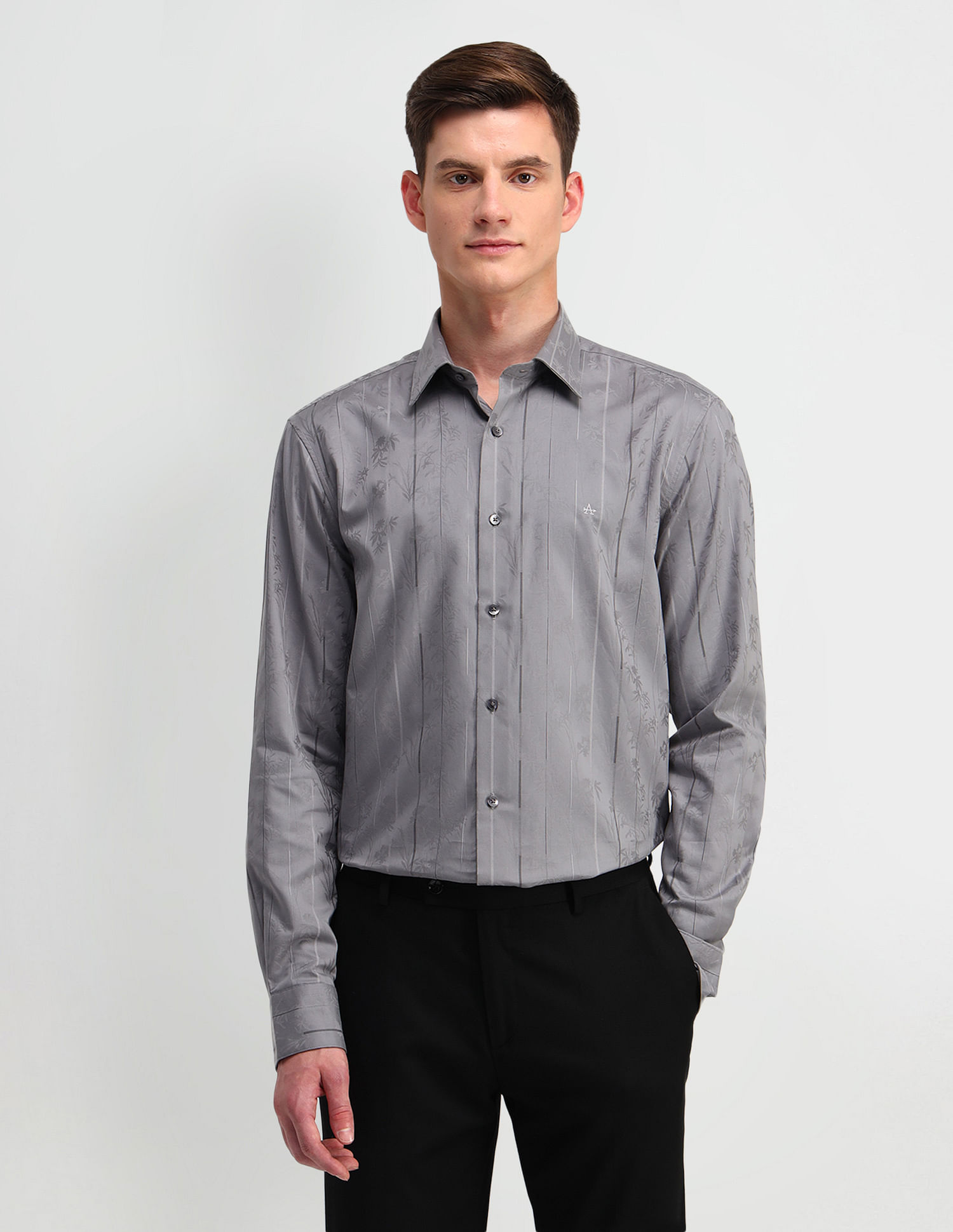 Arrow Tailored Fit Jaquard Shirt