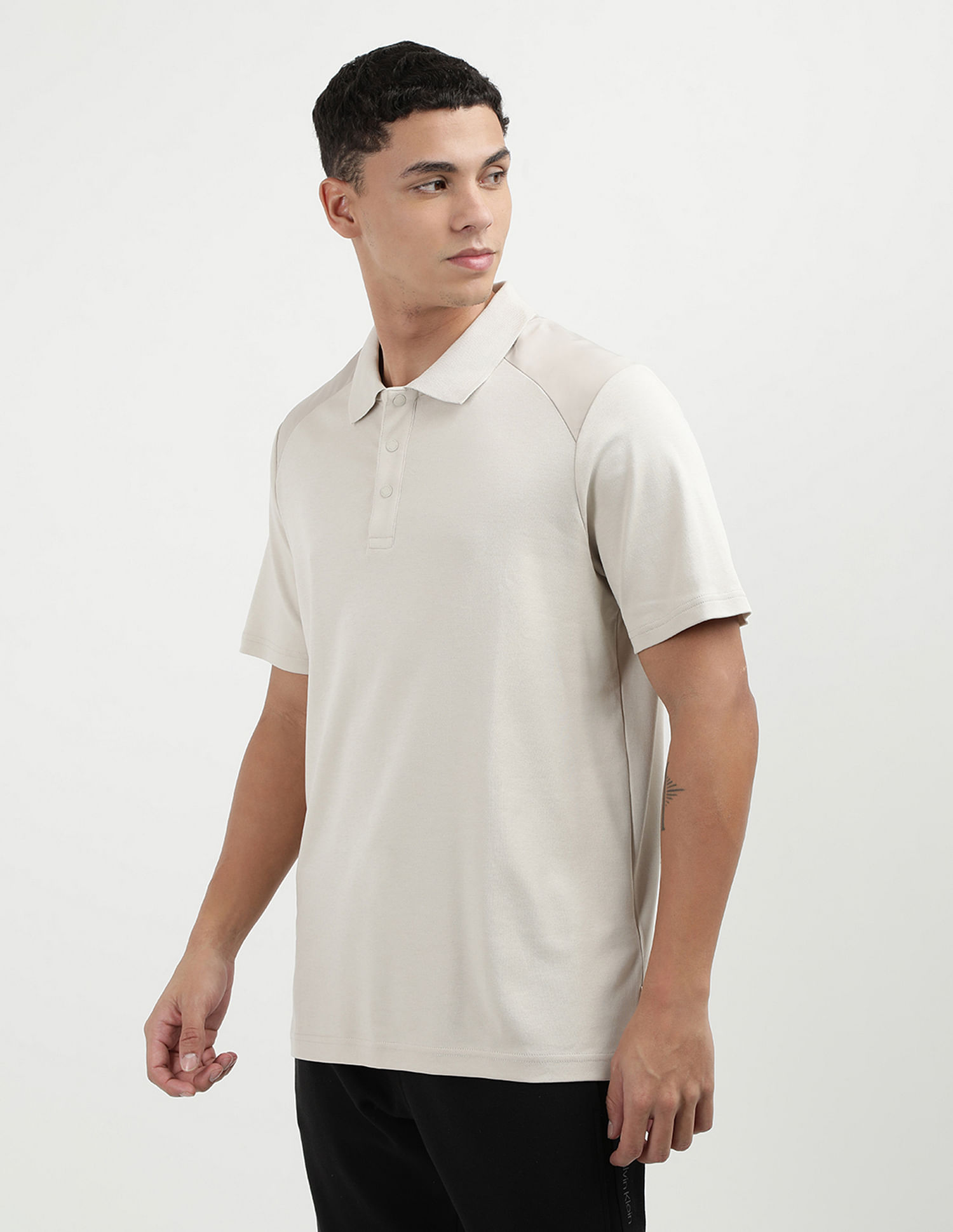 Calvin Klein Jeans Solid Regular Fit Polo Shirt