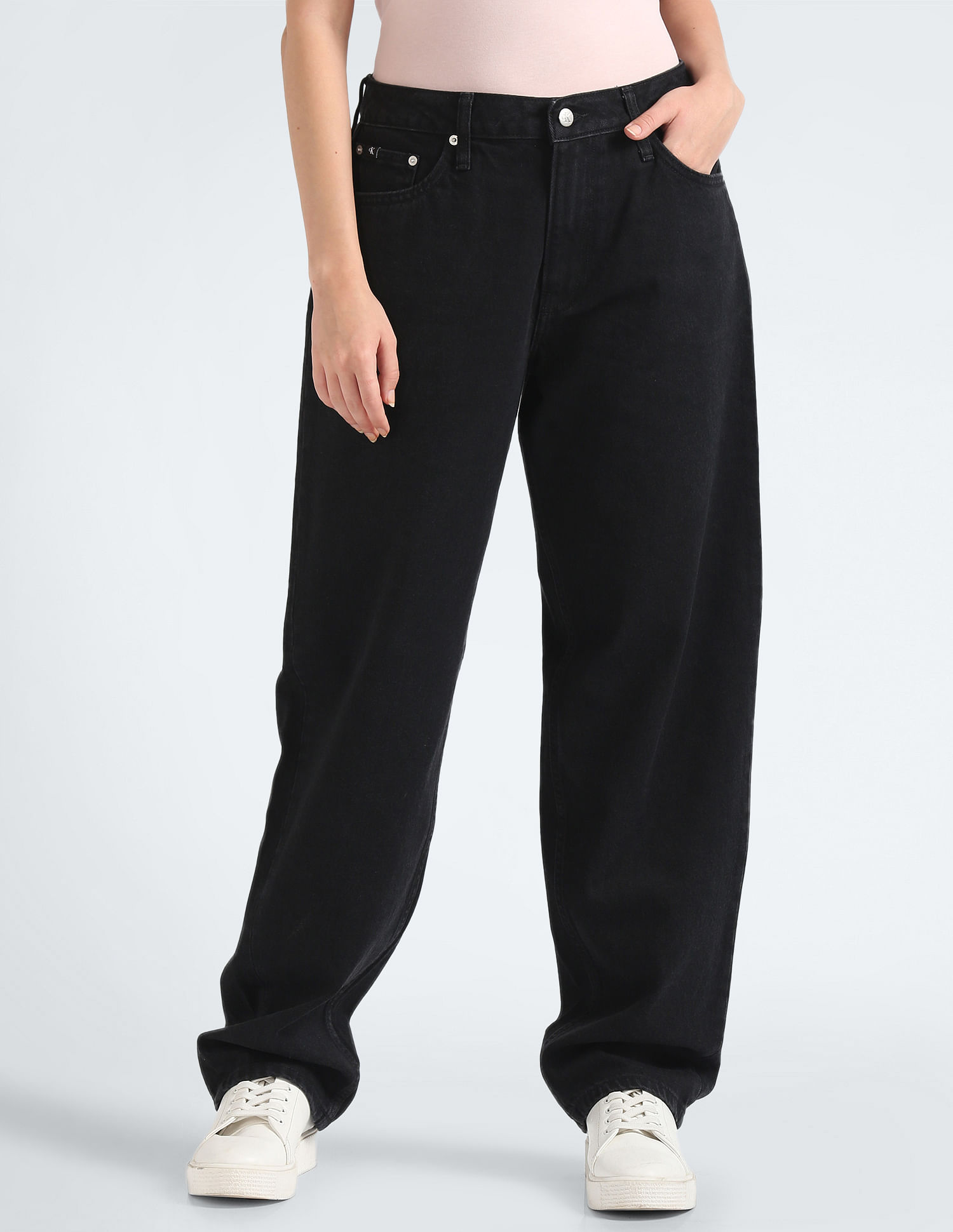 Calvin Klein Jeans 90's Straight Mid Rise Jeans