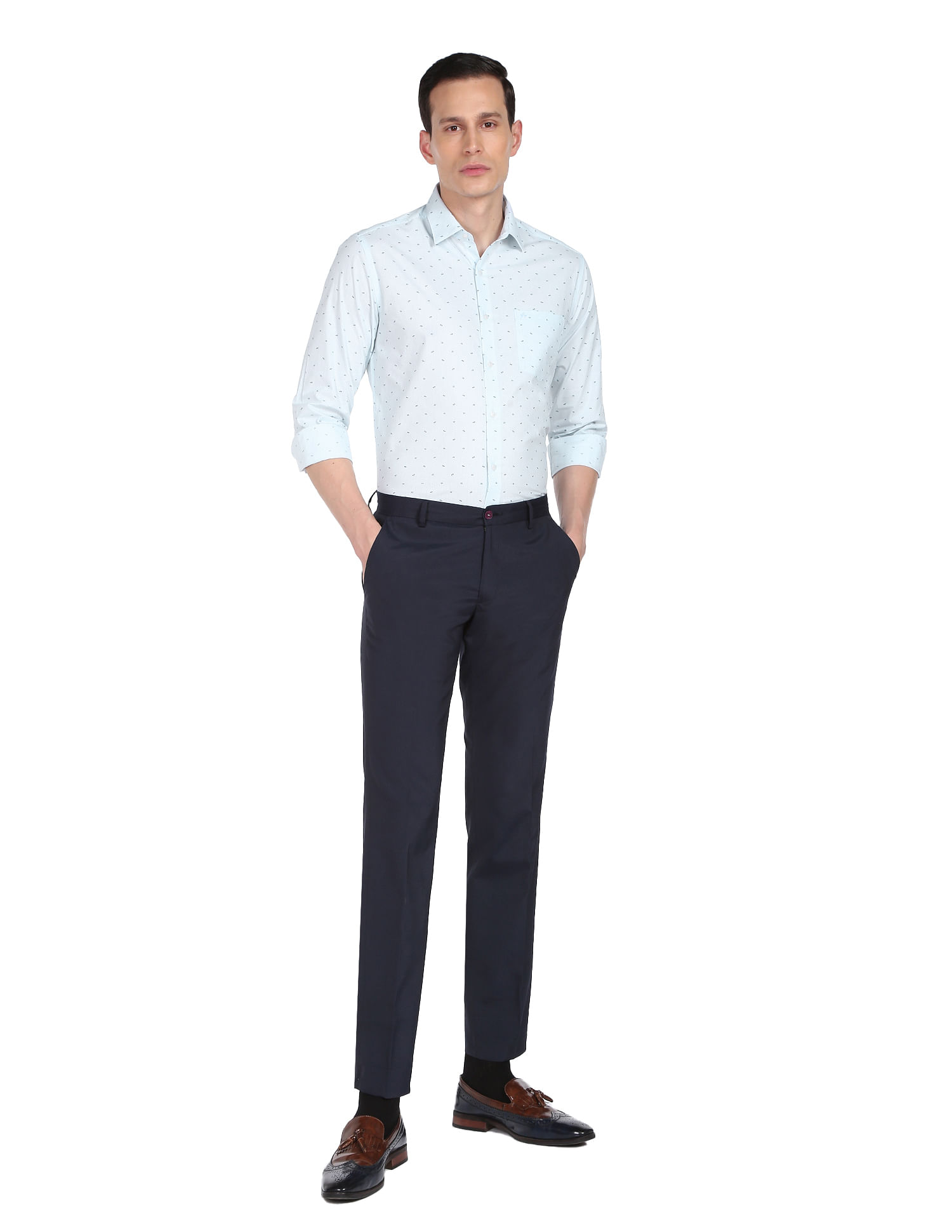 Luxe Business Shirt in Textured Twill Blue - TAILORED ATHLETE - ROW