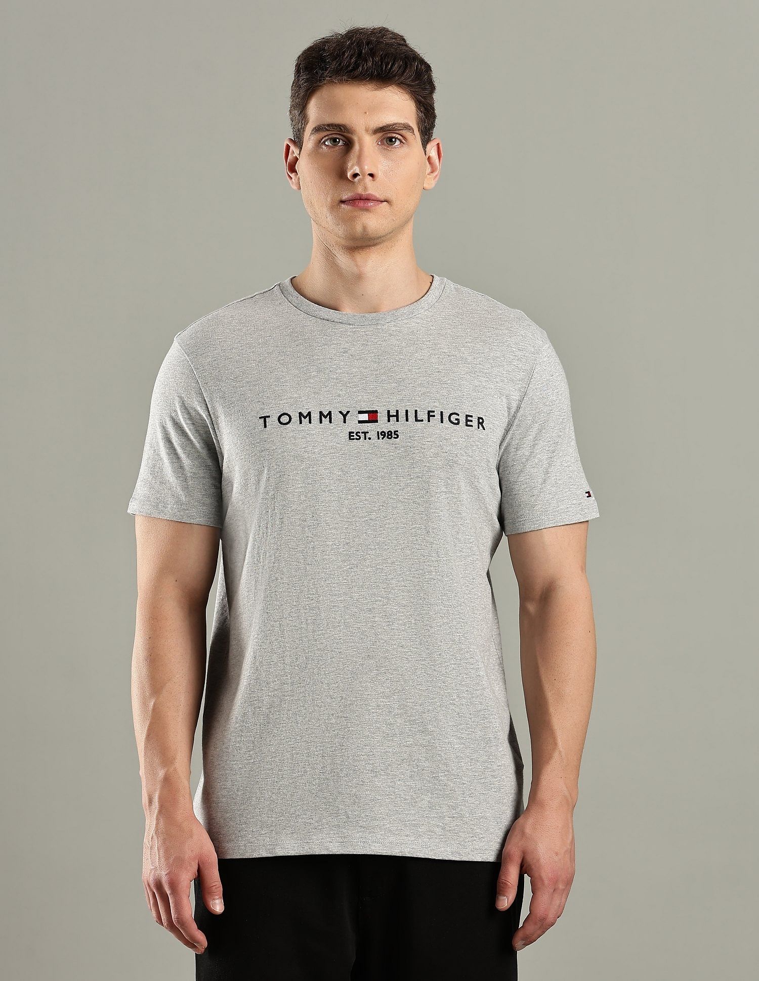 Tommy Hilfiger Logo Regular-Fit Cotton T-Shirt