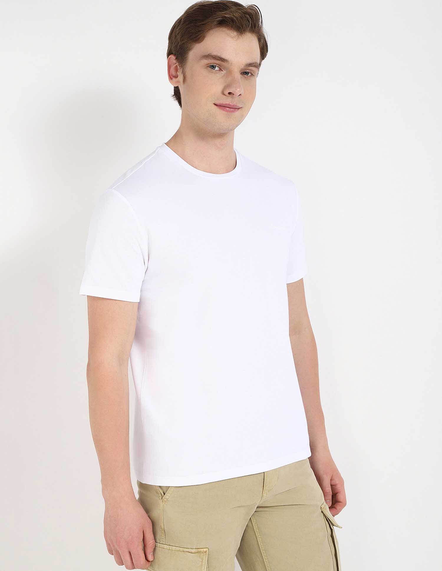Calvin Klein Jeans White Solid T-shirt Wardrobe Essential