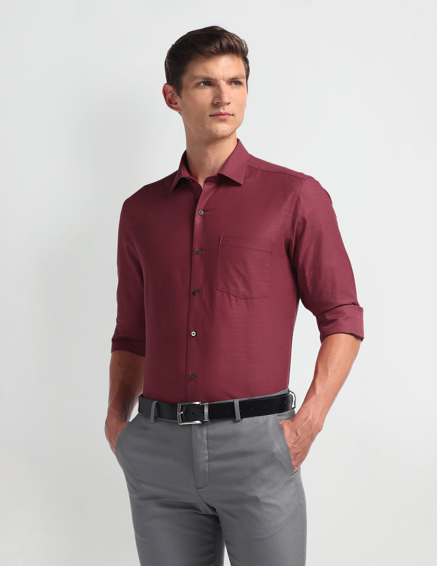 Arrow Solid Slim Fit Shirt