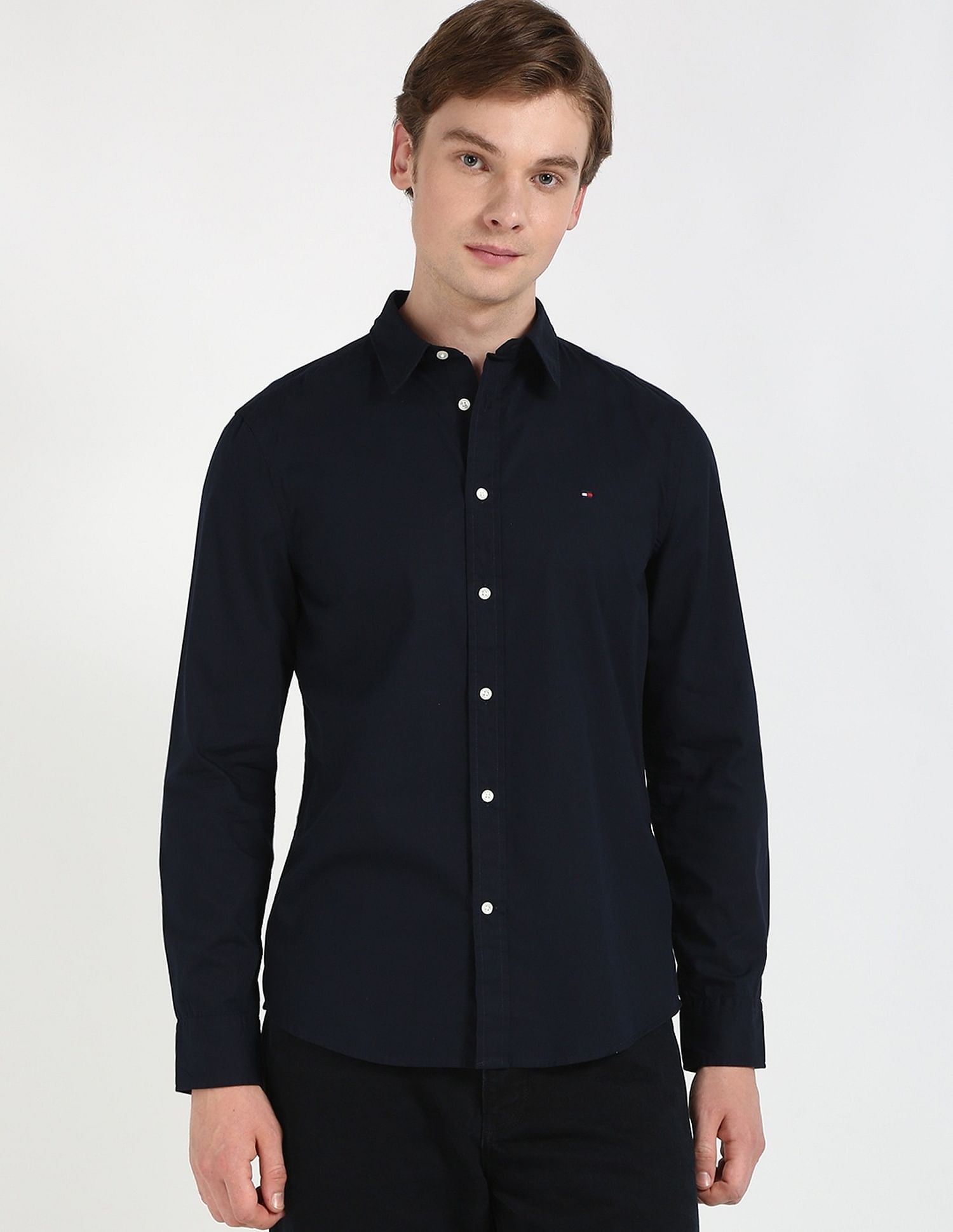 Tommy Hilfiger Solid Slim-Fit Poplin Woven Shirt