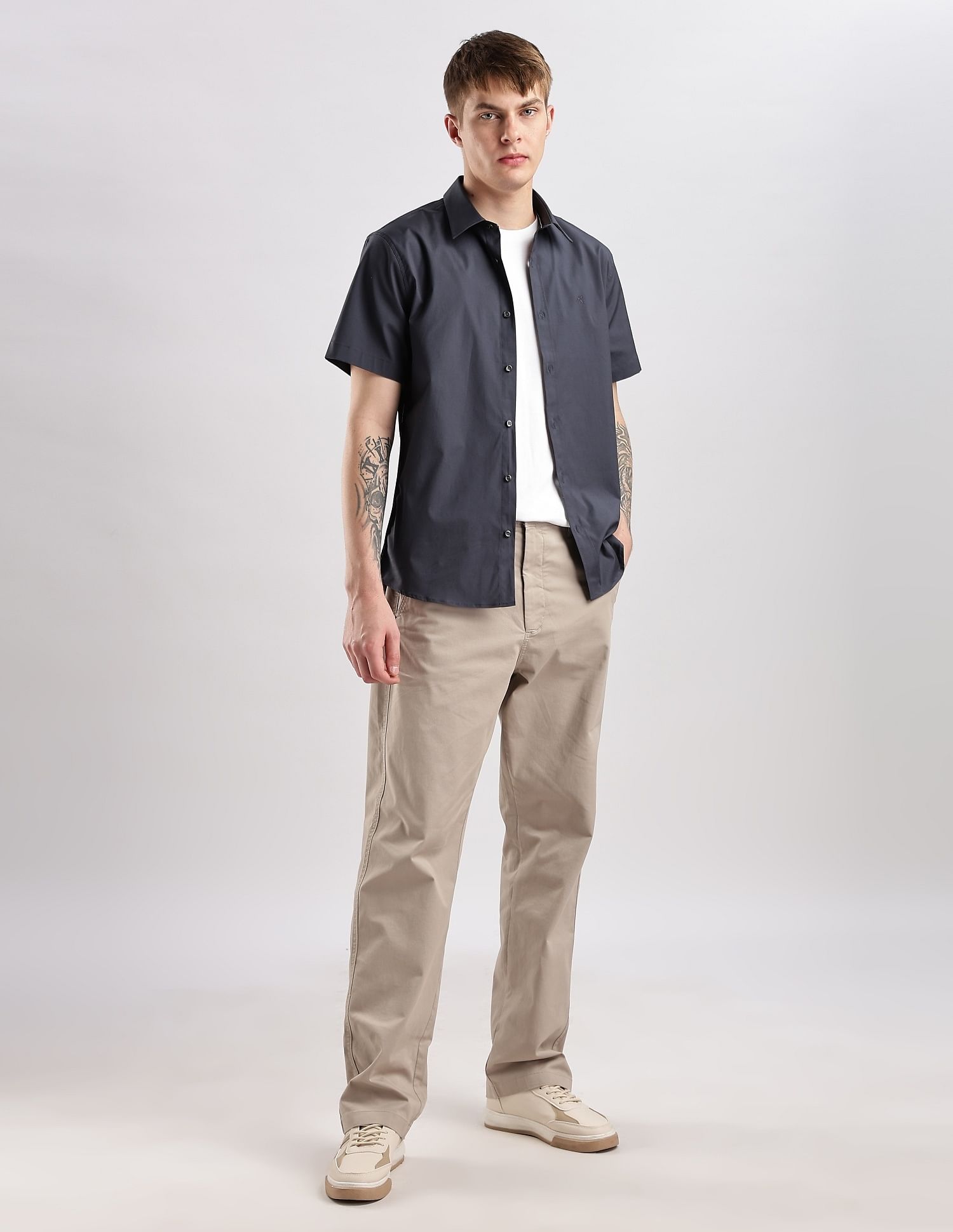 Calvin Klein Jeans Solid Regular Fit Plain Woven Shirt
