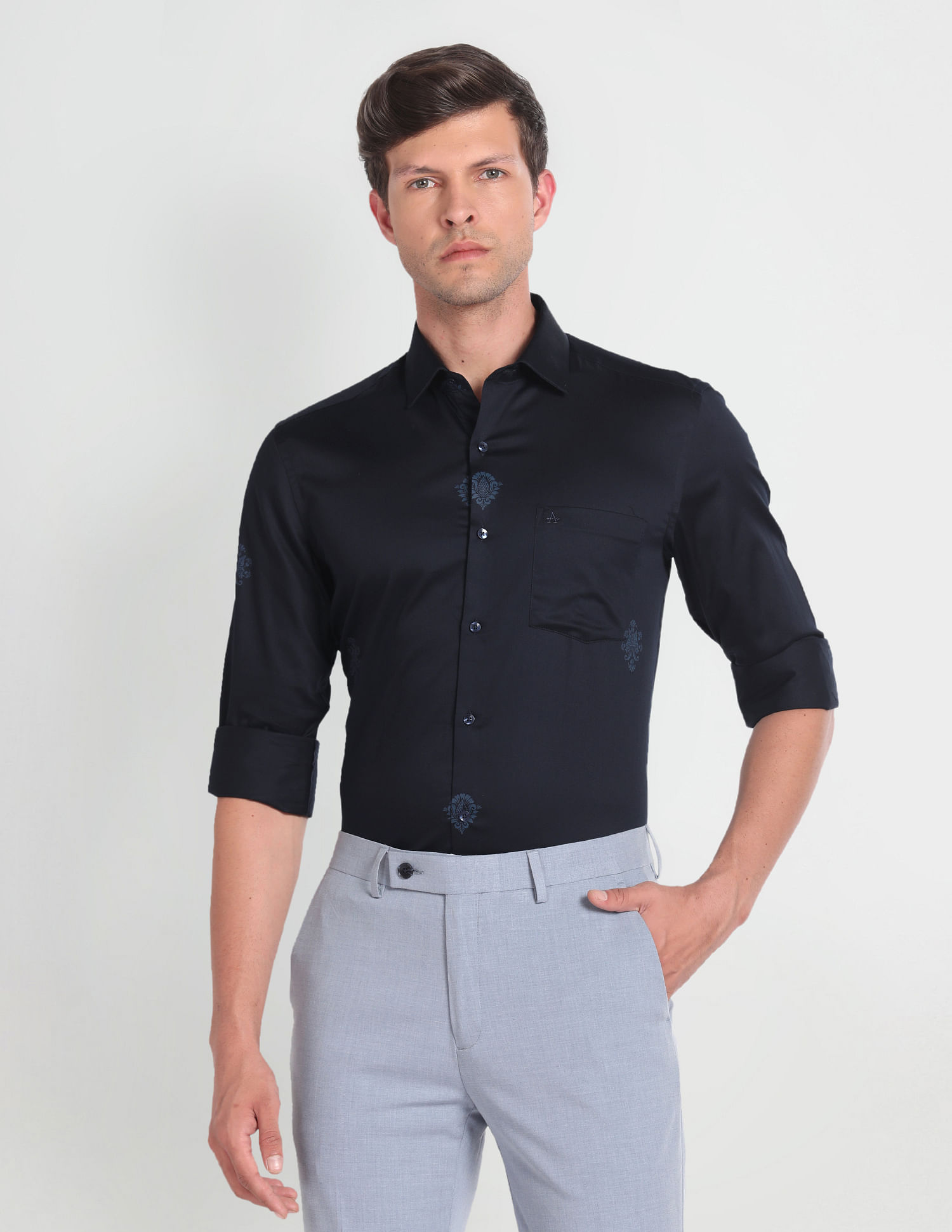 Arrow Motif Print Slim Fit Shirt