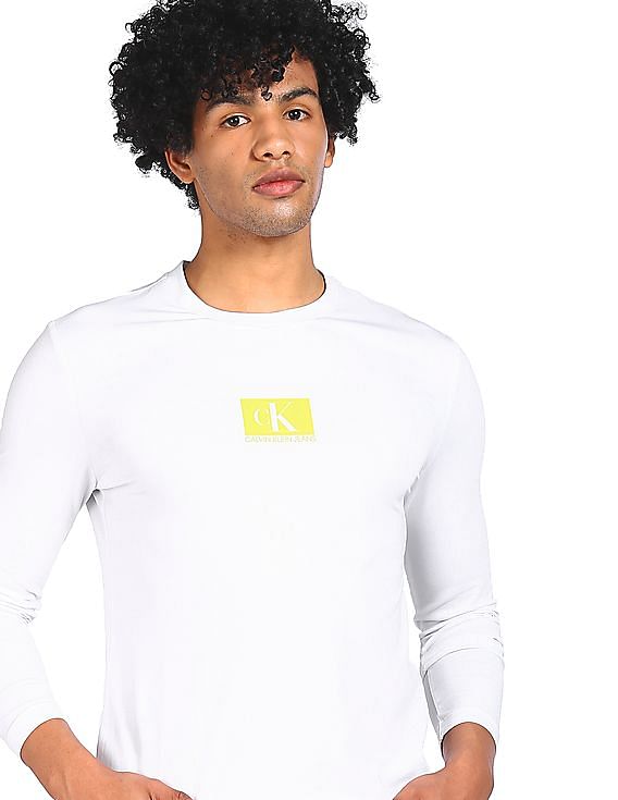 Buy Calvin Klein Men White Long Sleeve Logo T-Shirt - NNNOW.com