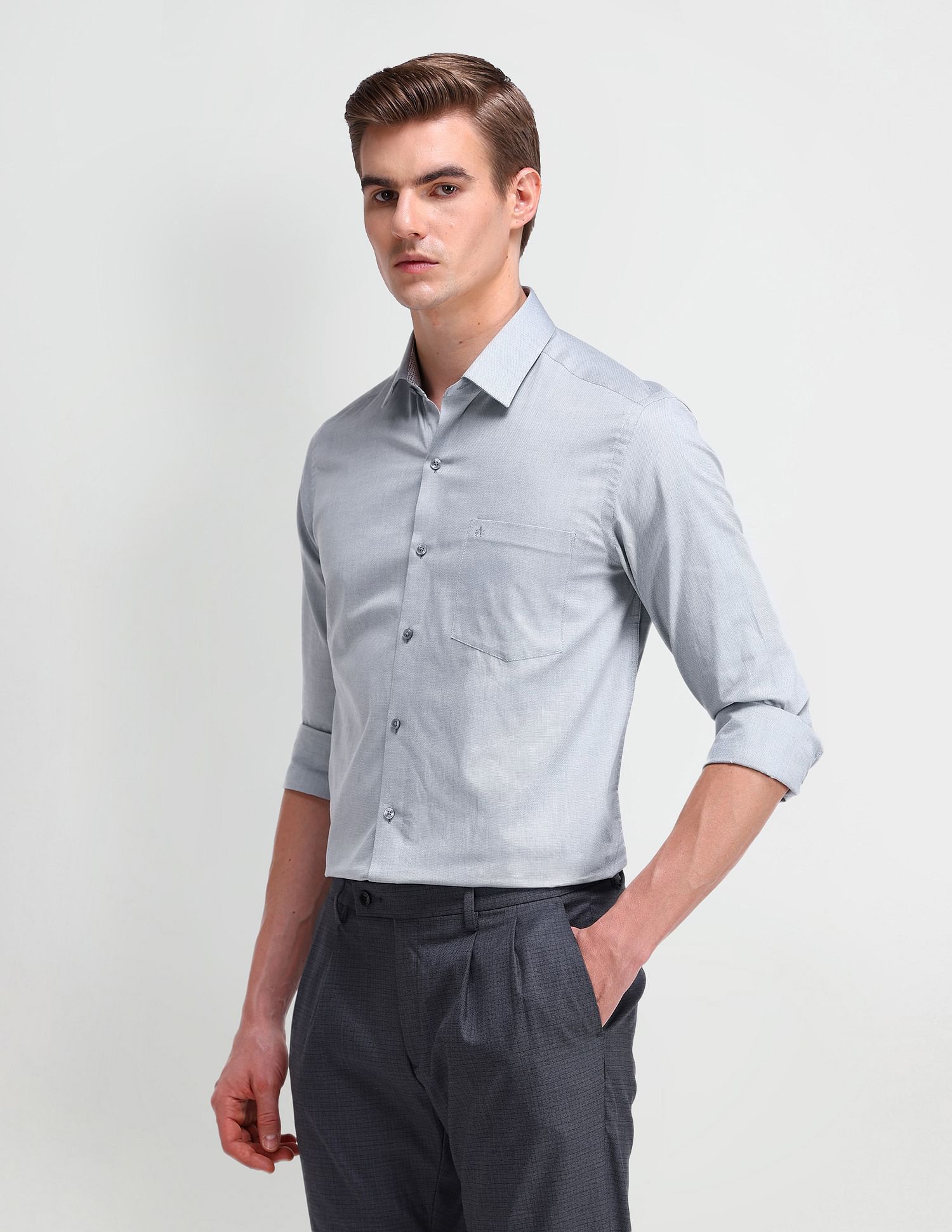 Arrow Manhattan Slim Fit Textured Shirt