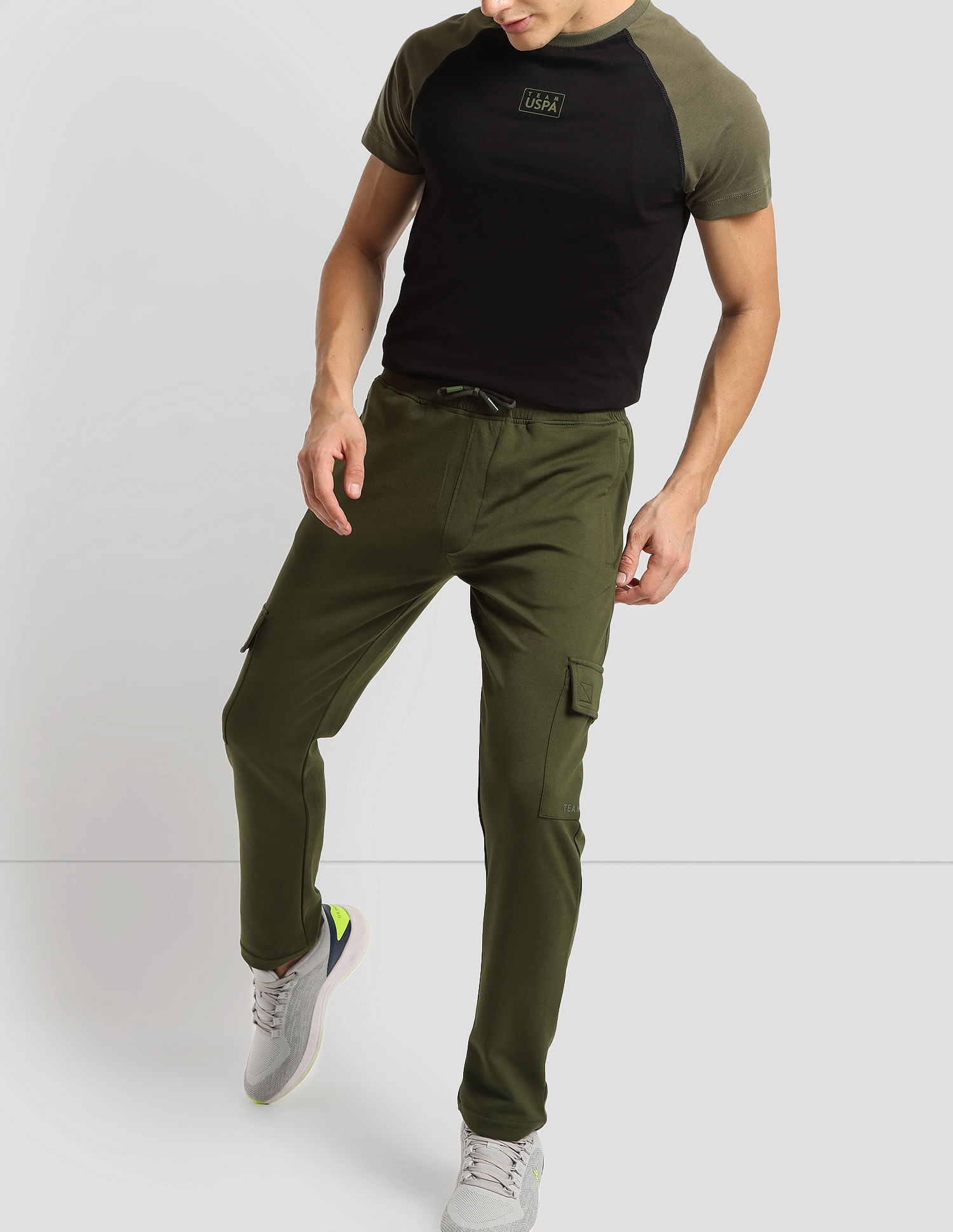 Buy CARGO TRACK PANTS FOR DAILY ROUTINE, TRAVELLING, AND ADVENTURE  ACTIVITIES. - Lowest price in India| GlowRoad