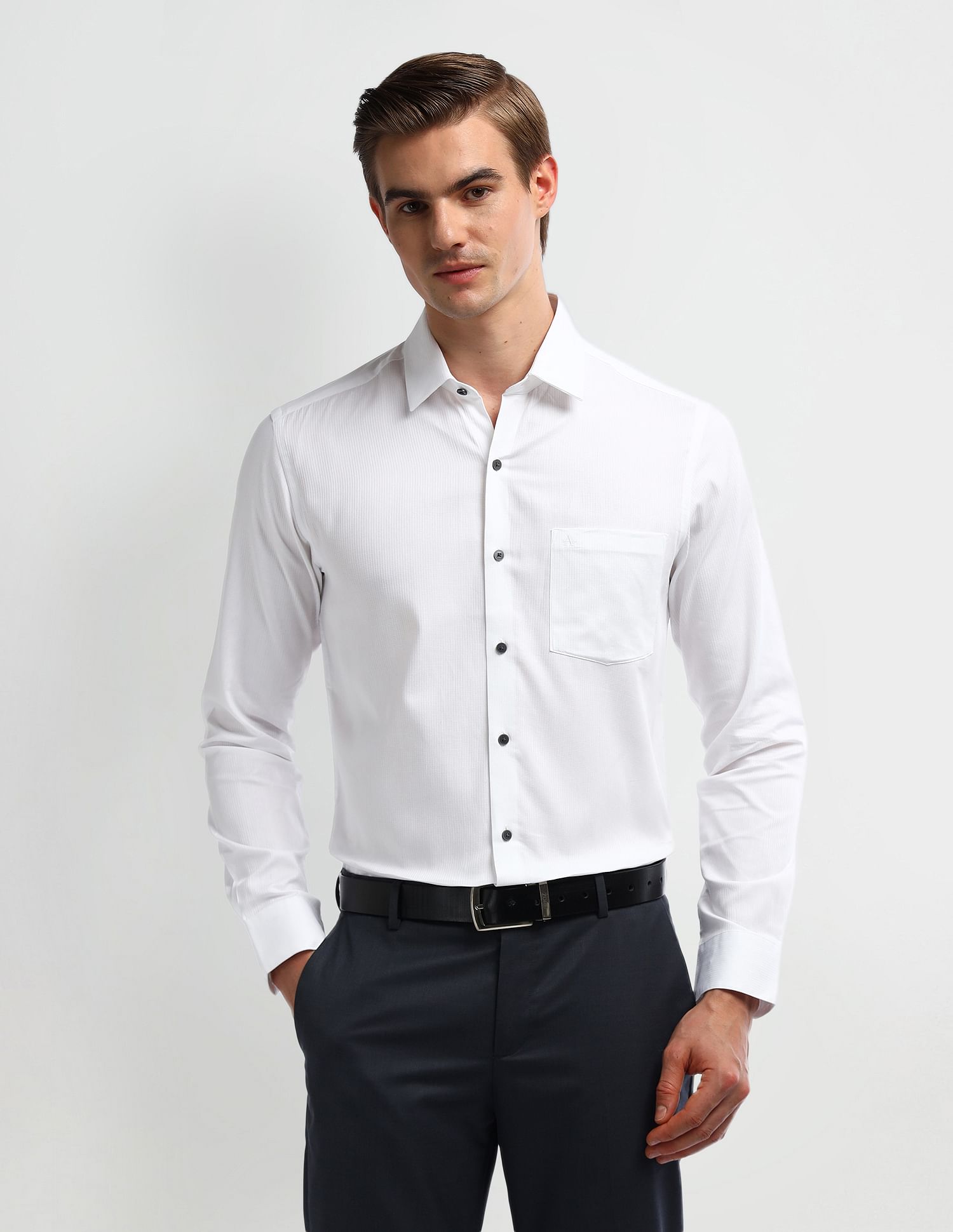 Arrow Cutaway Collar Cotton Shirt