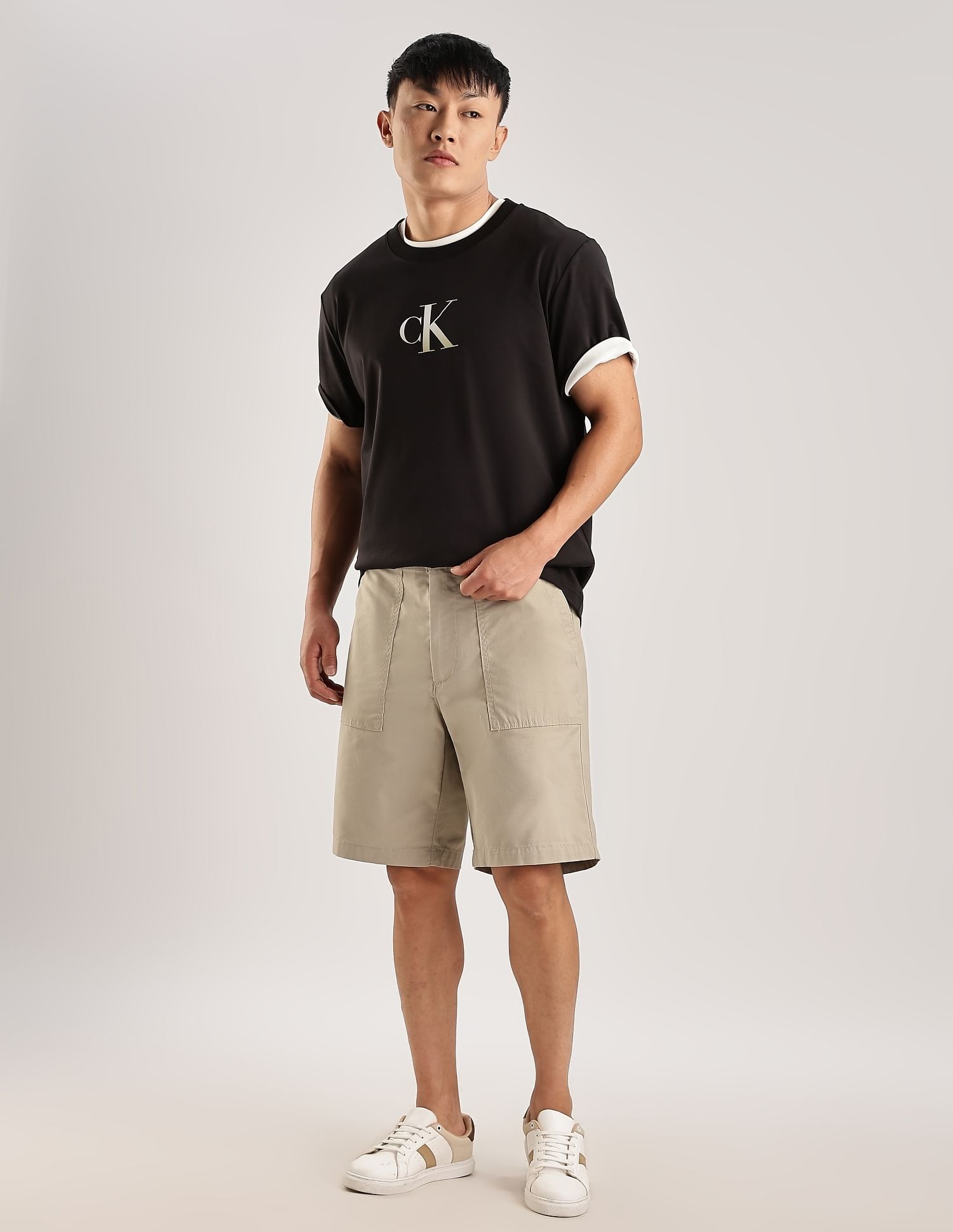 Calvin Klein Jeans Logo Regular-Fit Cotton T-Shirt