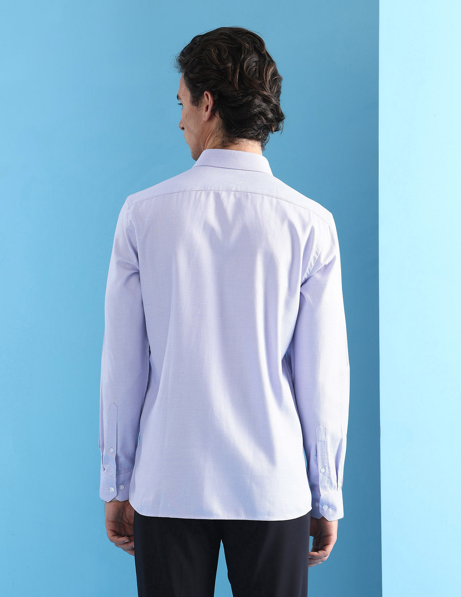 Arrow Manhattan Slim Fit Velocity Shirt