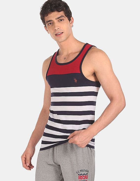 uspa vest