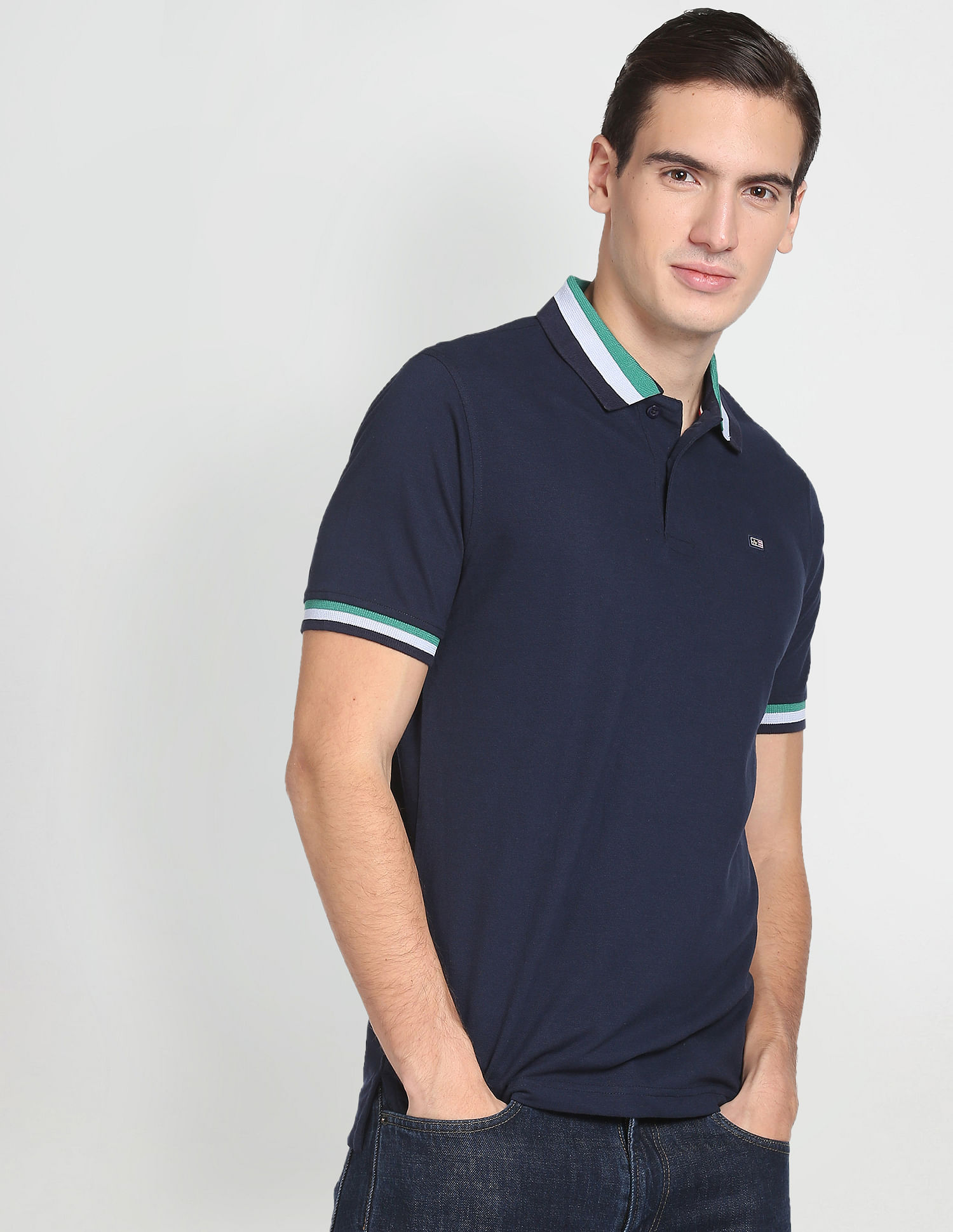Arrow Sports Clothing – Buy Arrow Sports Clothes Online in India - NNNOW