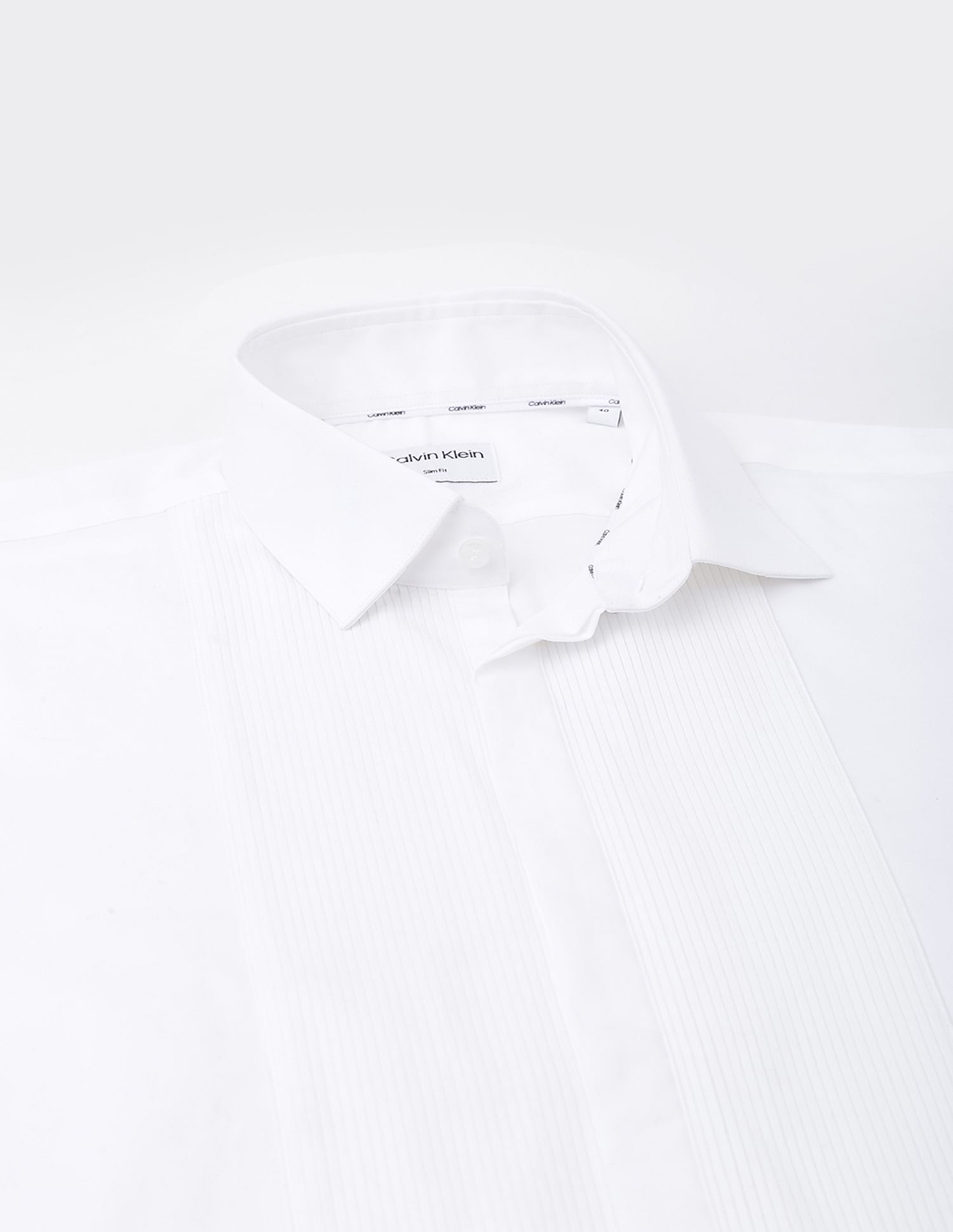 Calvin Klein Solid Slim Fit Casual Shirt