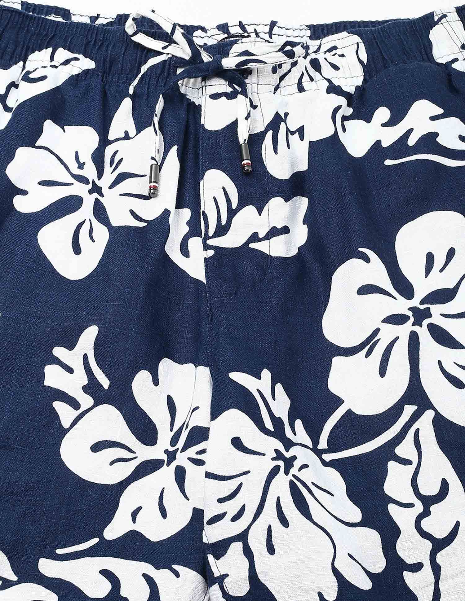 Tommy Hilfiger Navy Men's Shorts for Summer Style