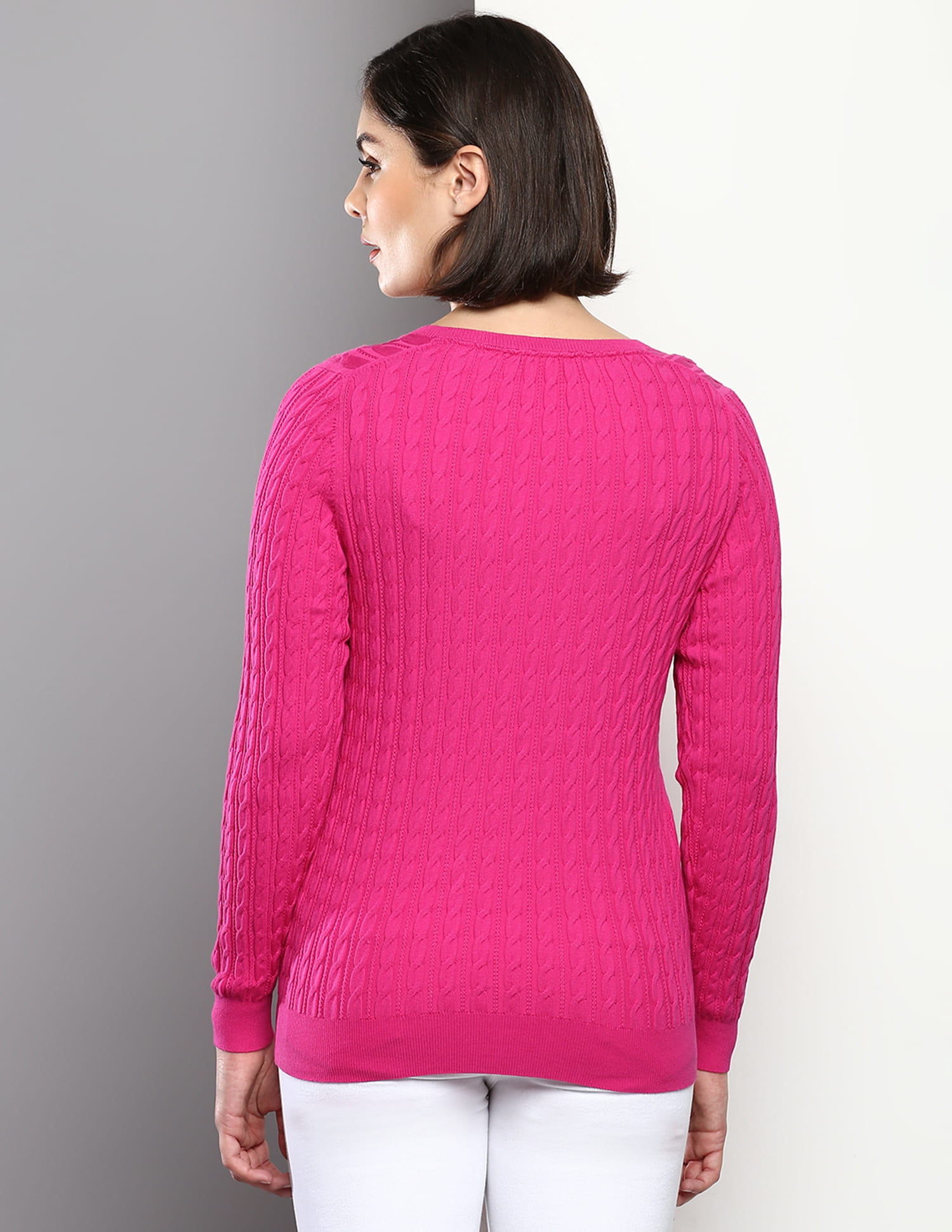大谷映美里　RM logo knit_M size【pink】 Buy Jai Geeta Hosiery Mills Launches Designer and Knitted Women