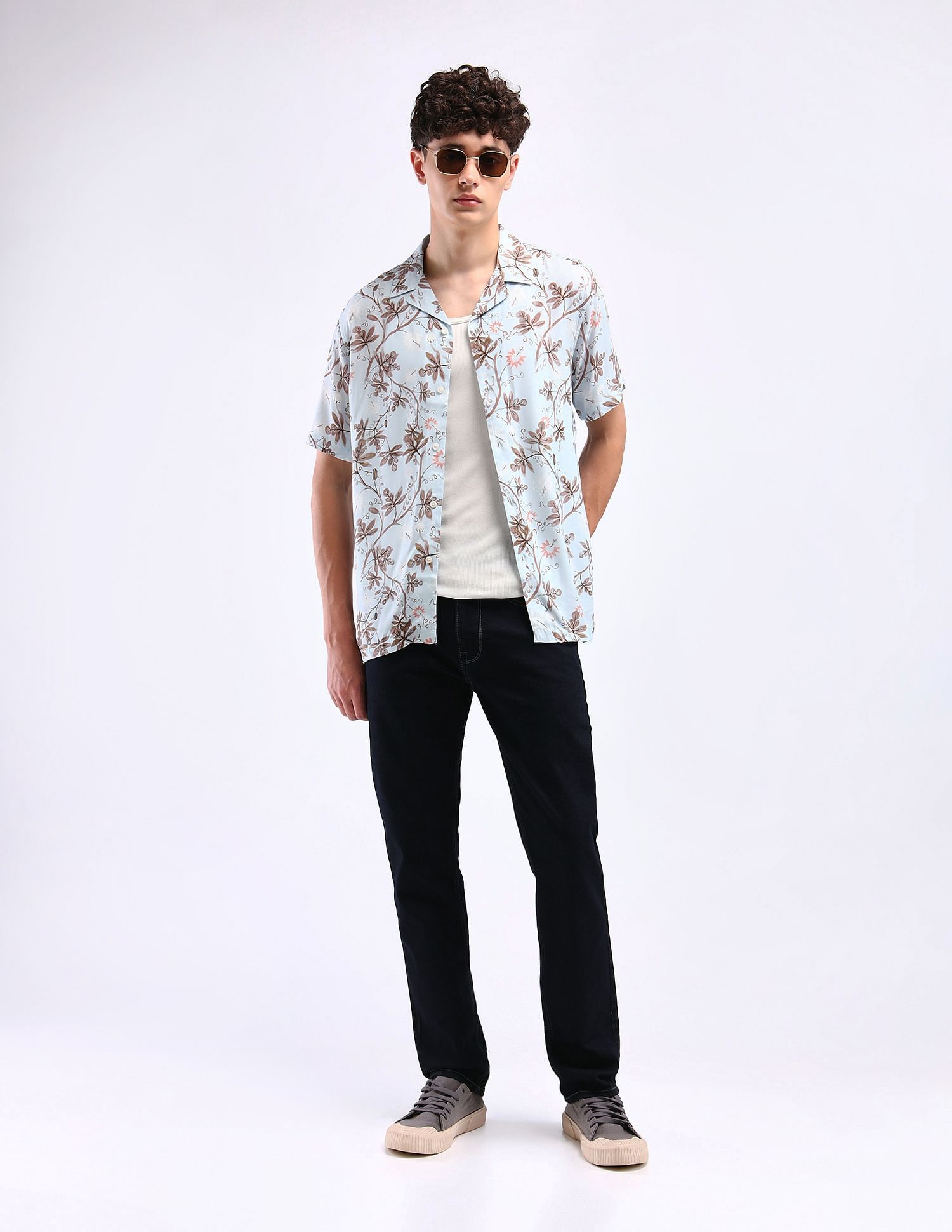 Flying Machine Mid Rise Freddie Slim Straight Fit Jeans