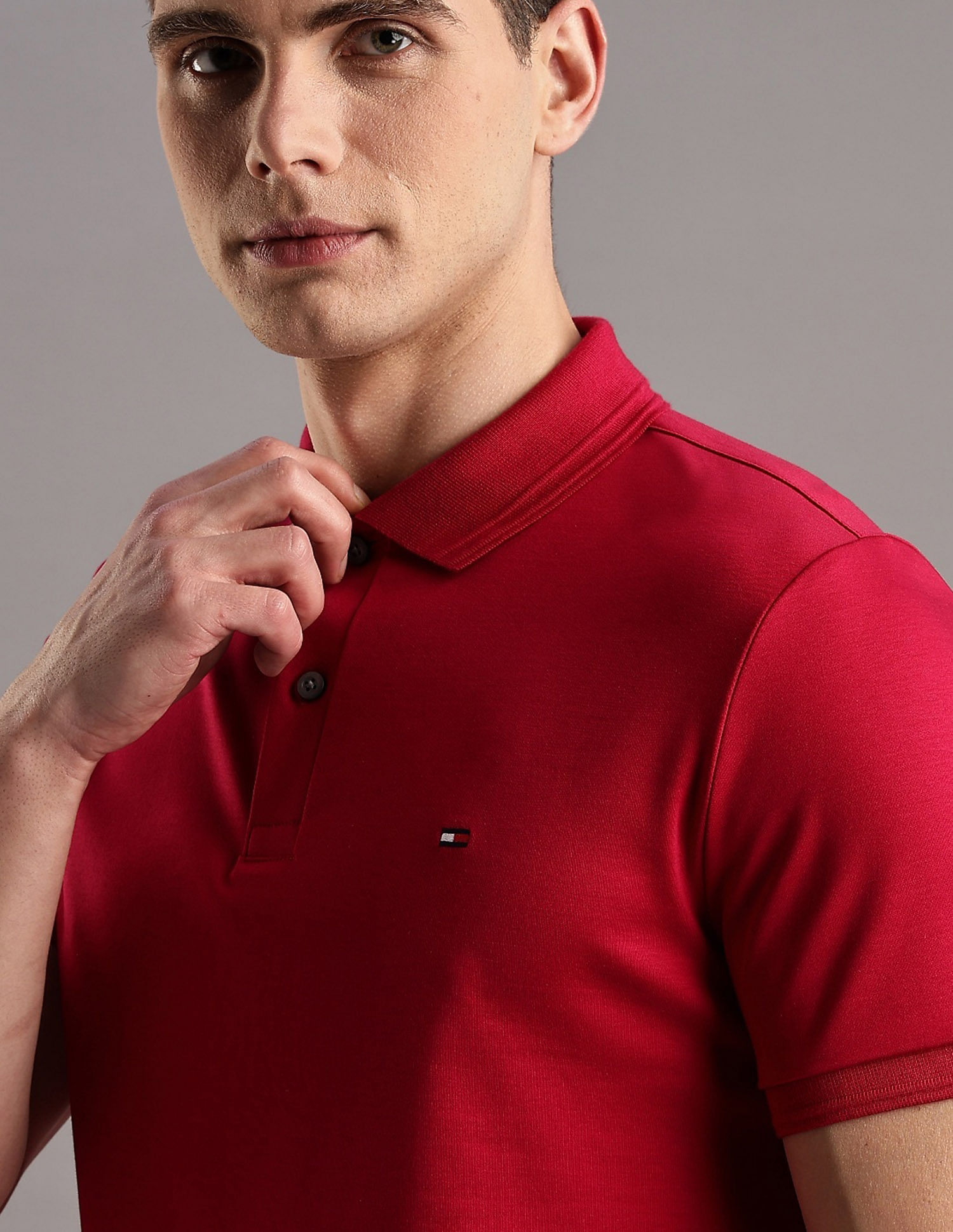 Tommy Hilfiger Solid Regular-Fit Cotton T-Shirt