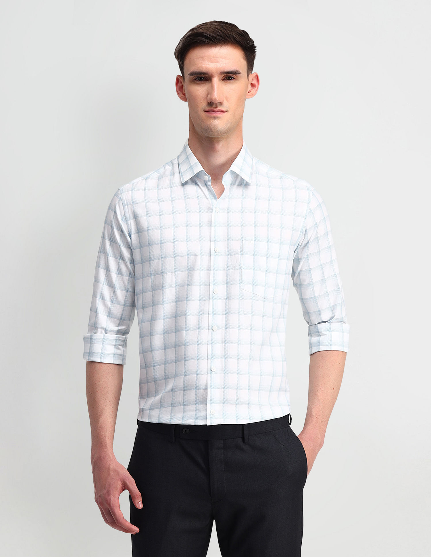 Arrow Manhattan Slim Fit Cotton Shirt