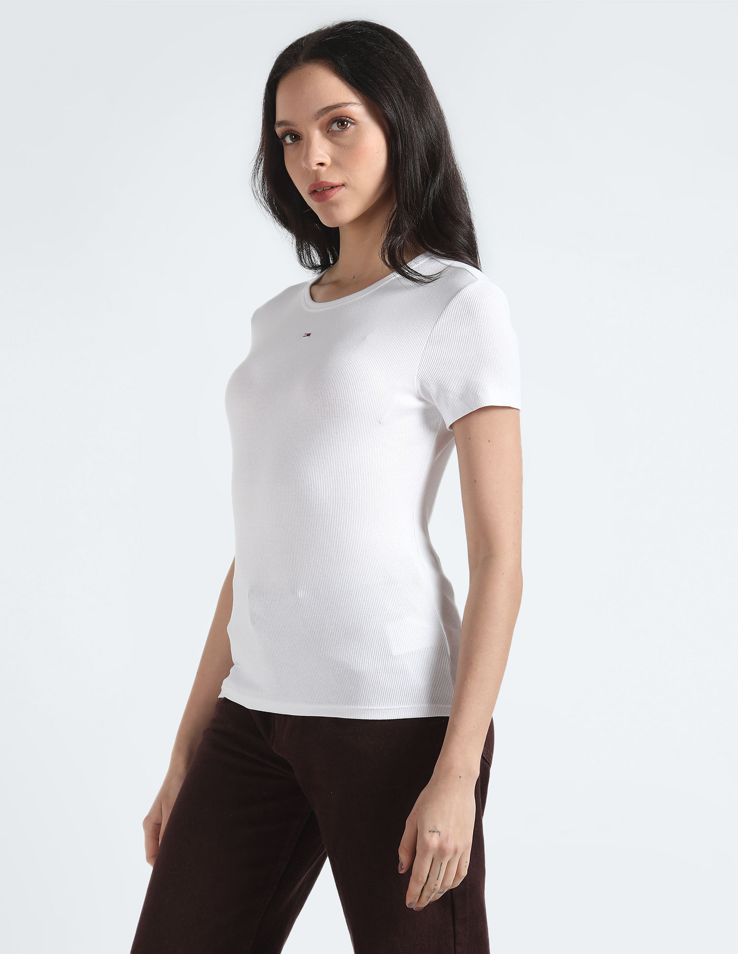 Tommy Hilfiger Slim Fit Logo Badge Essential T-Shirt