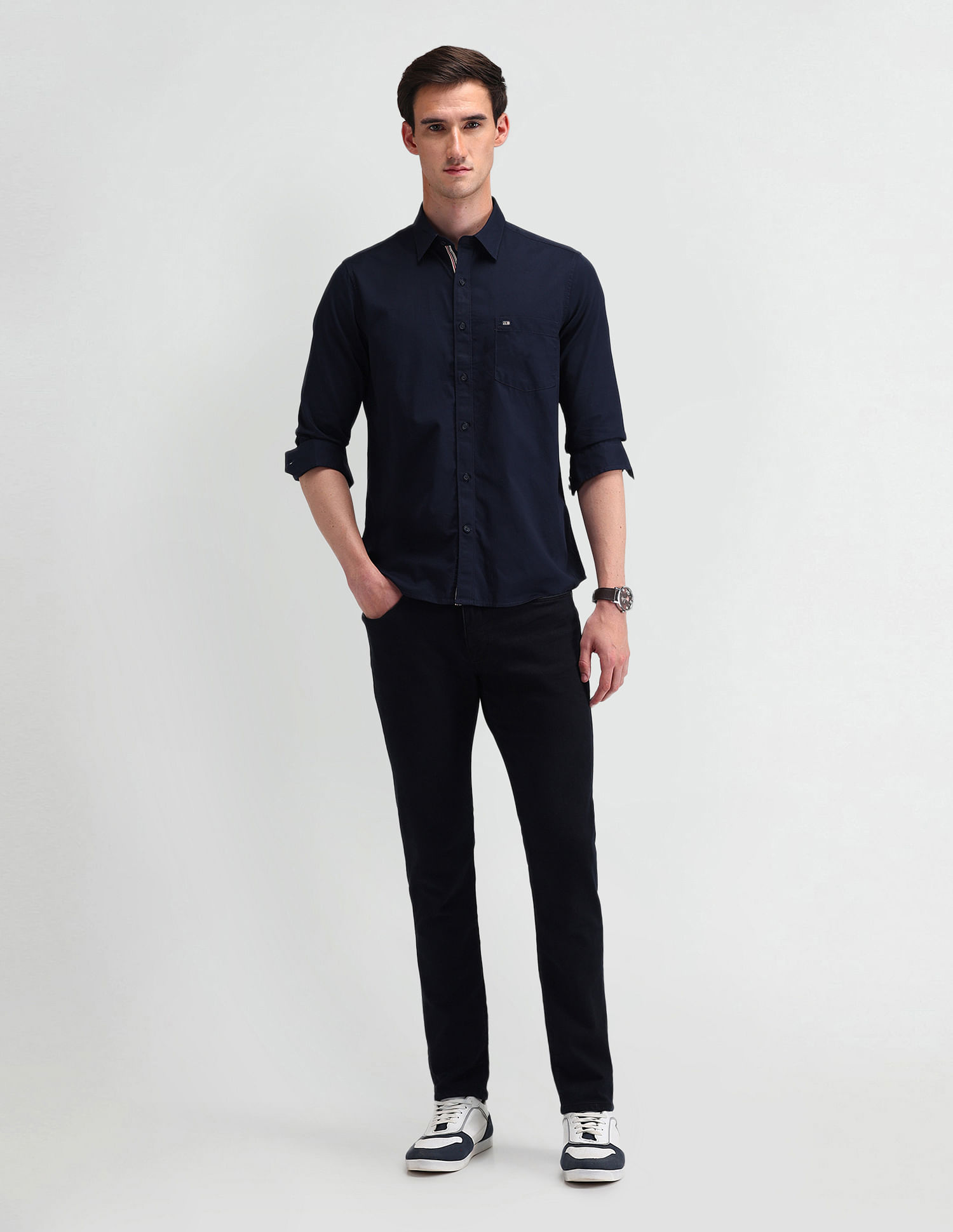 Arrow Sport Tailored Fit Solid Shirt