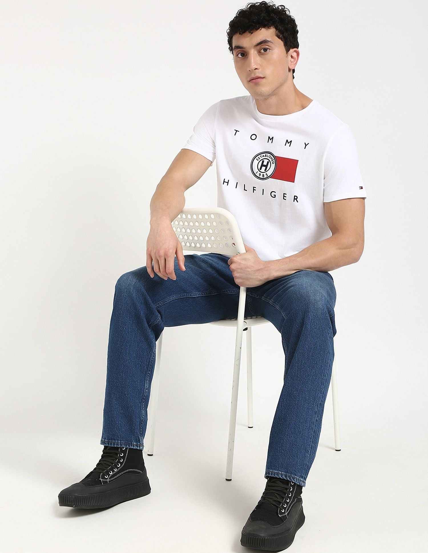 Tommy Hilfiger Graphic Regular-Fit Cotton T-Shirt