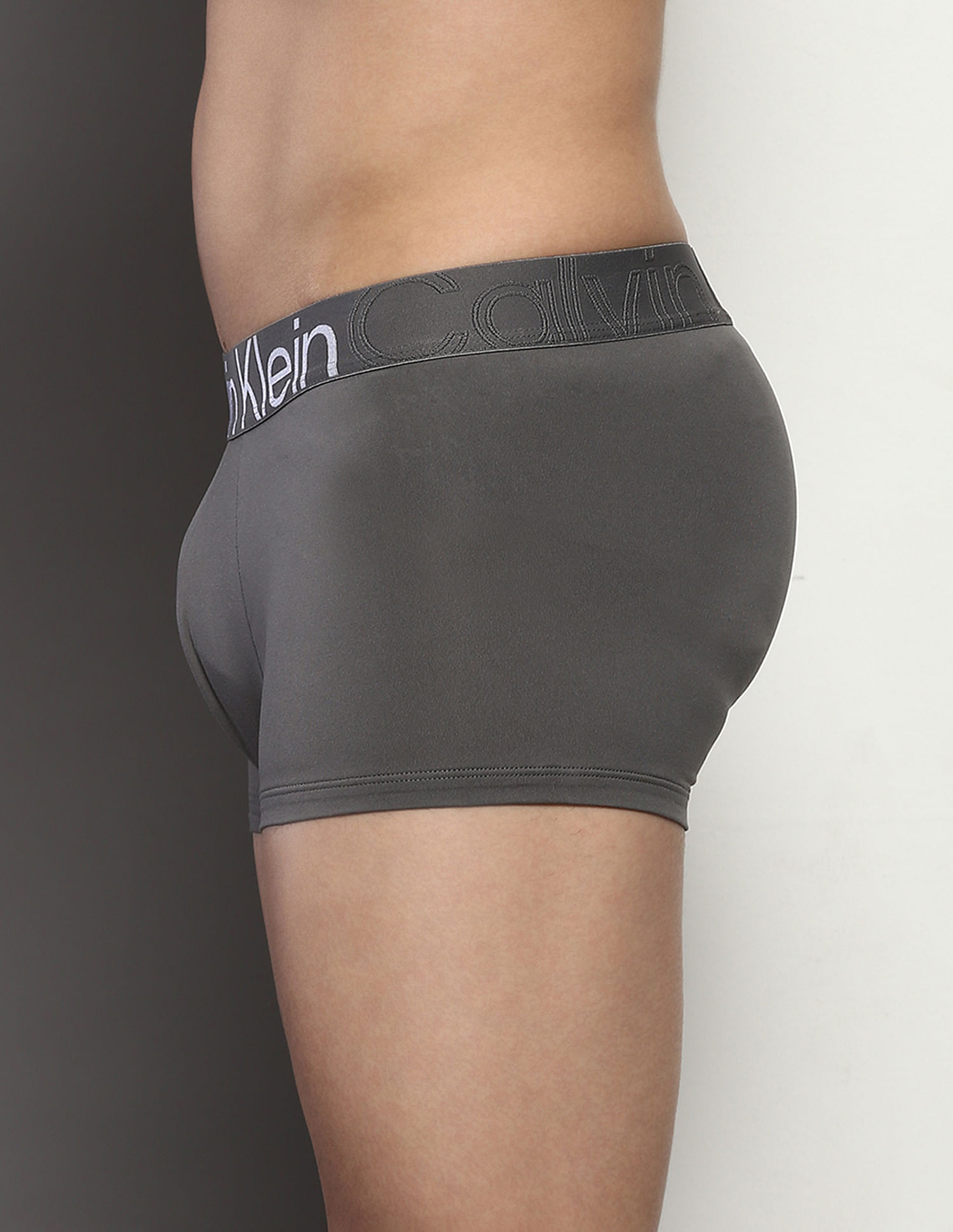 Buy Calvin Klein Underwear Low Rise Recycled Polyester Trunks - NNNOW.com