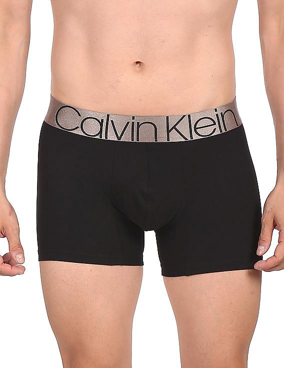 Calvin Klein Underwear Men Black Mid Rise Solid Trunks