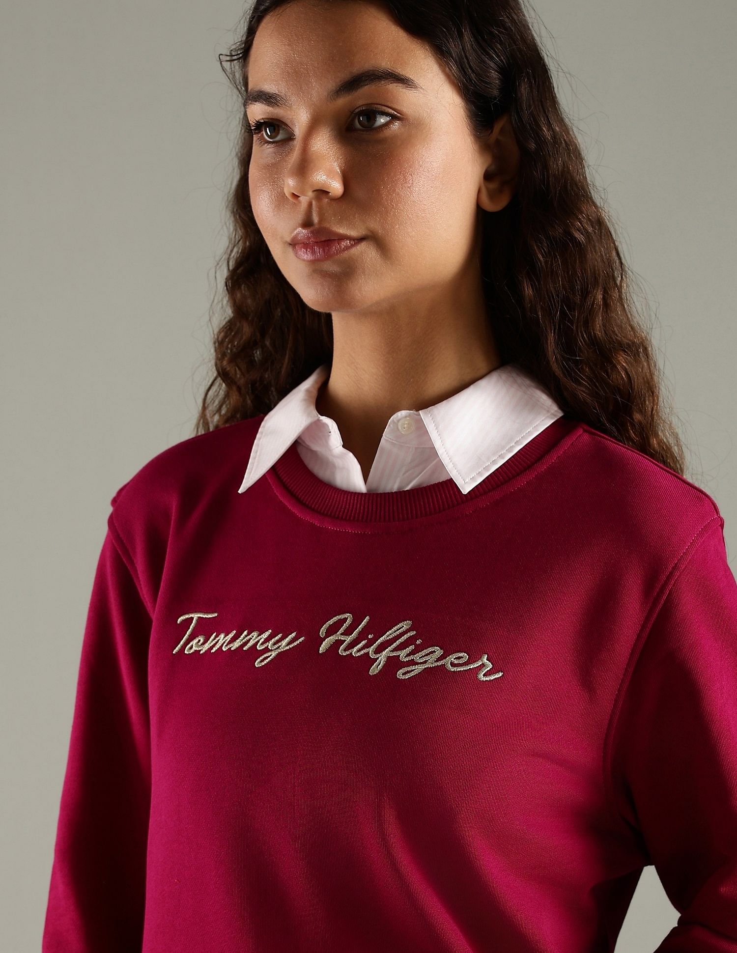Tommy Hilfiger Regular Fit Cotton Crew Neck Sweatshirt