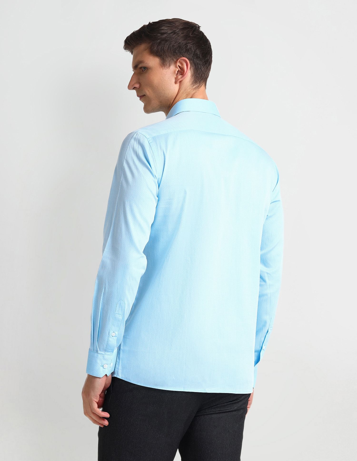 Arrow Manhattan Slim Dobby Shirt