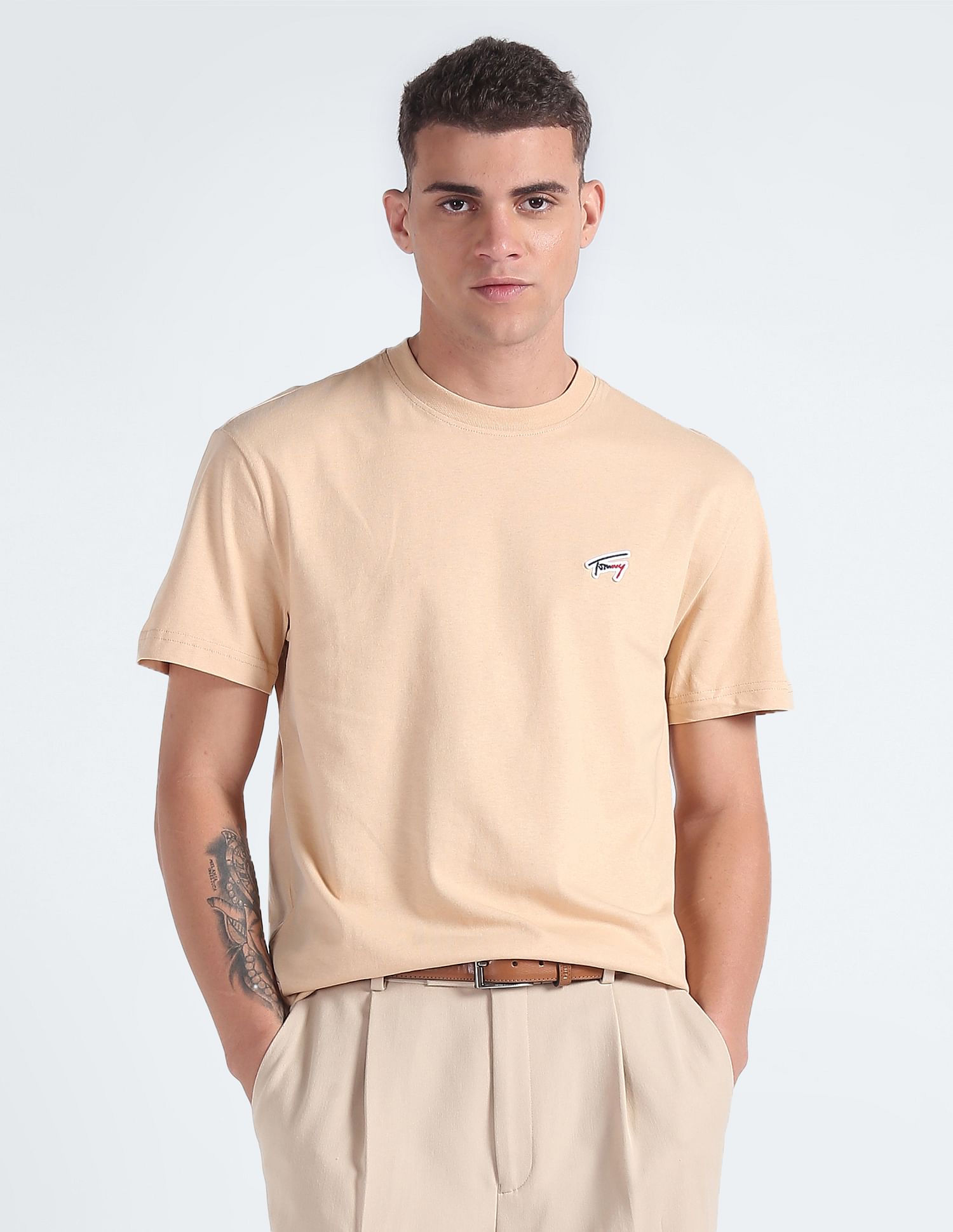 Tommy Hilfiger Classic Fit Signature Logo T-Shirt
