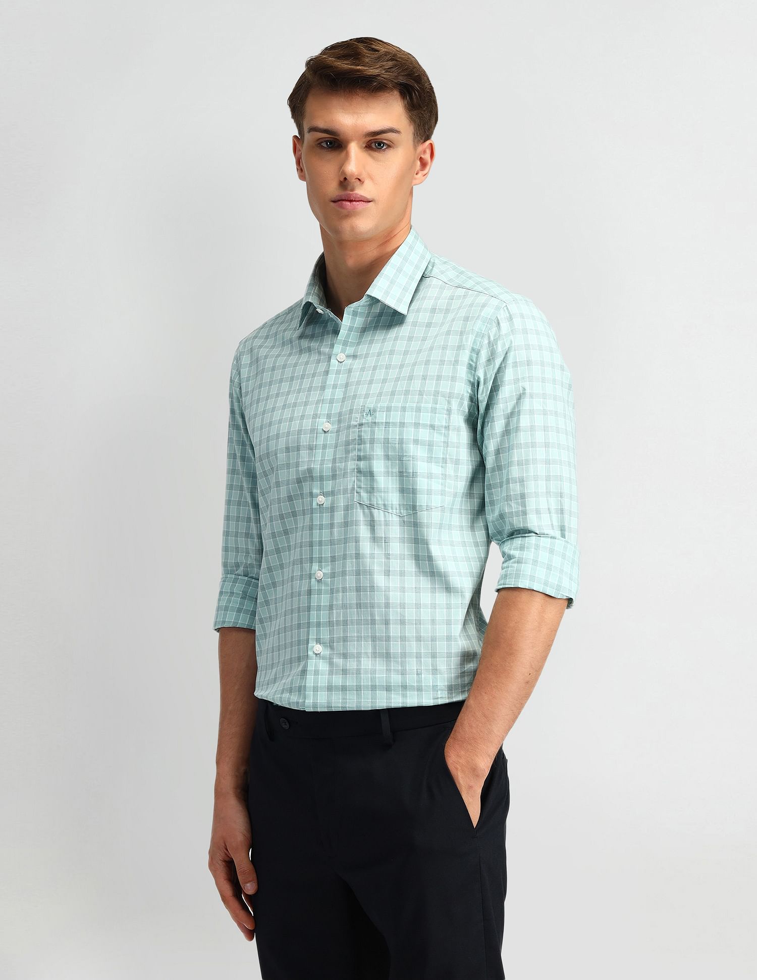 Arrow Manhattan Slim Fit Cotton Shirt