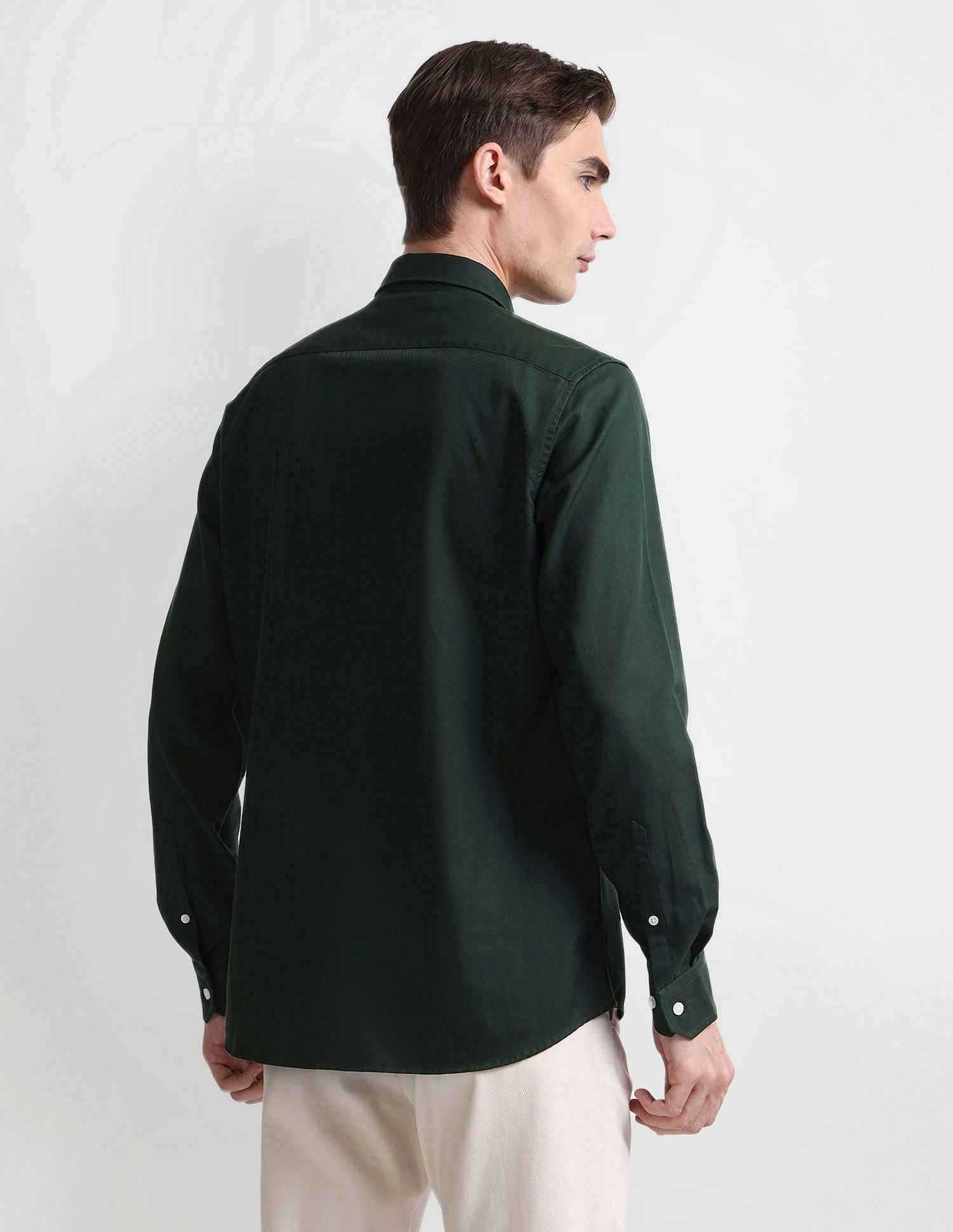 Arrow Sport Manhattan Slim Pinstriped Twill Shirt