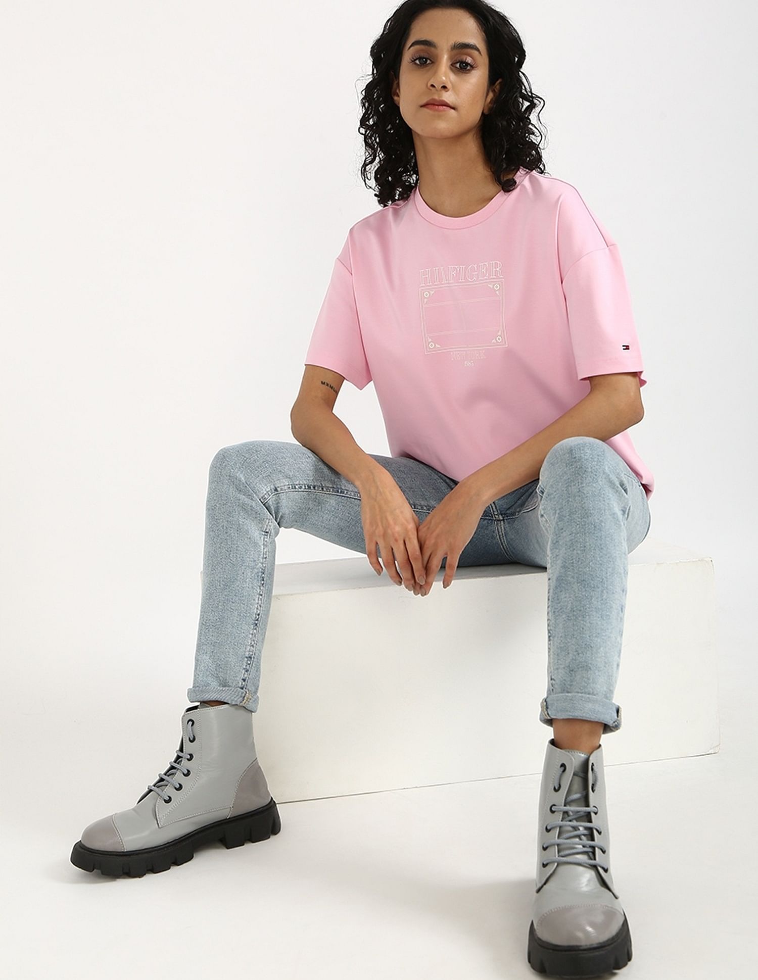 Tommy Hilfiger Graphic Relaxed-Fit Cotton T-Shirt