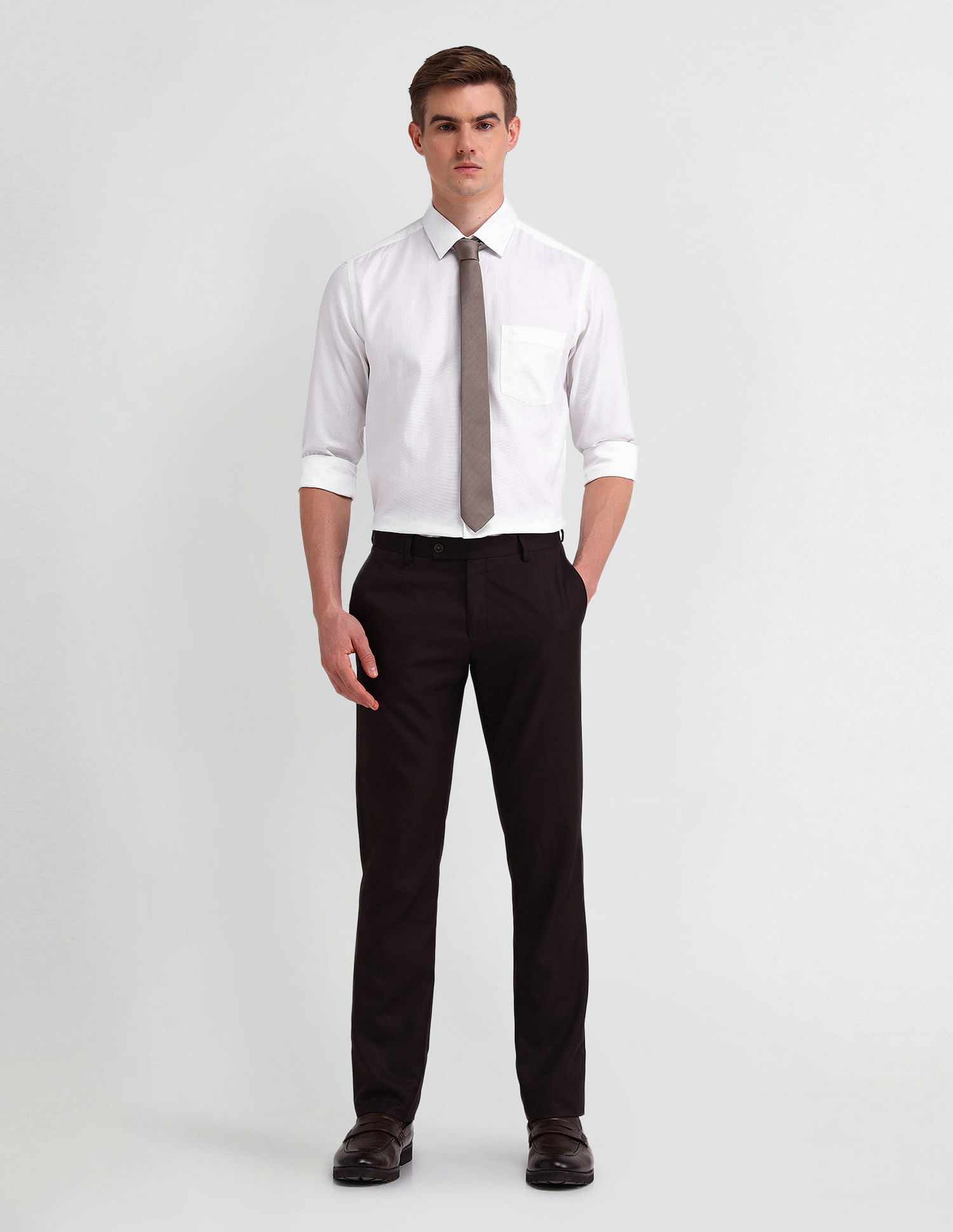Arrow Manhattan Slim Fit Solid Shirt