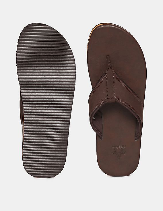 Arrow Men Brown V-Strap Mott Leather Sandals